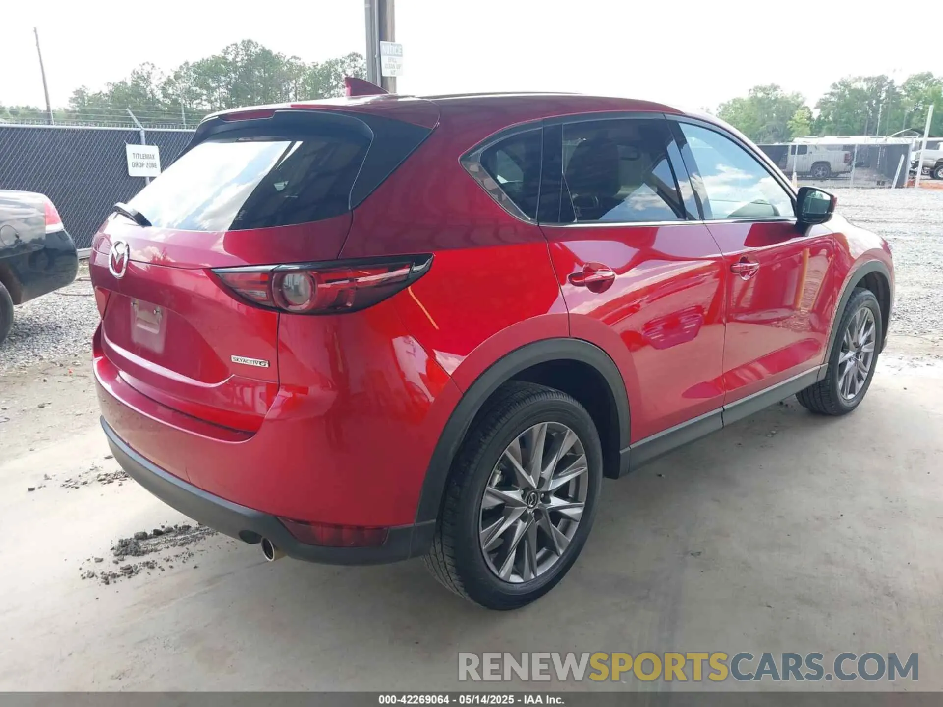 4 fotografías del automóvil dañado JM3KFADMXL0827557 MAZDA CX-5 2020