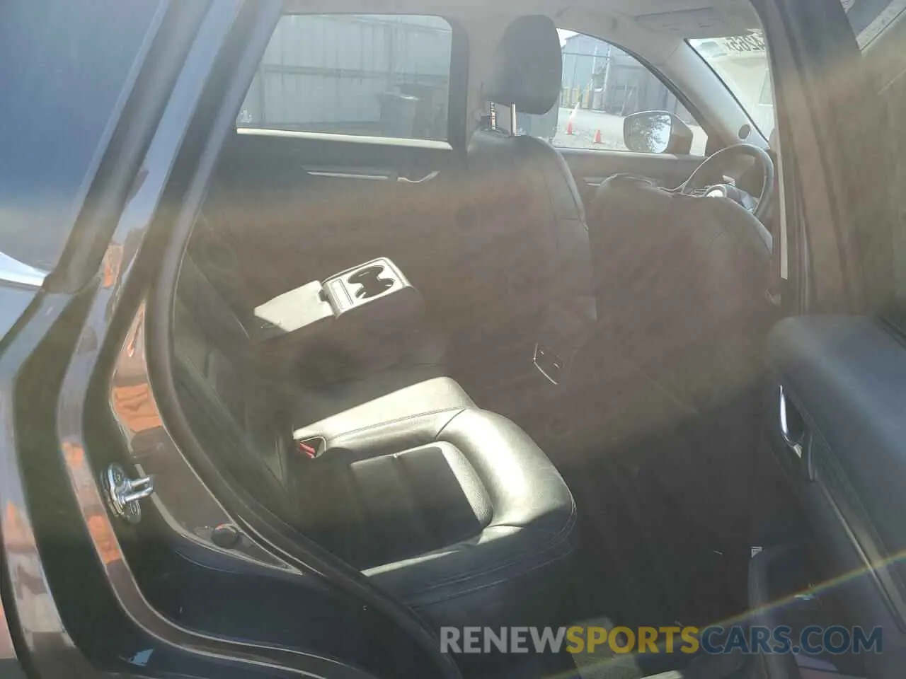 11 fotografías del automóvil dañado JM3KFBAY4L0847445 MAZDA CX-5 2020