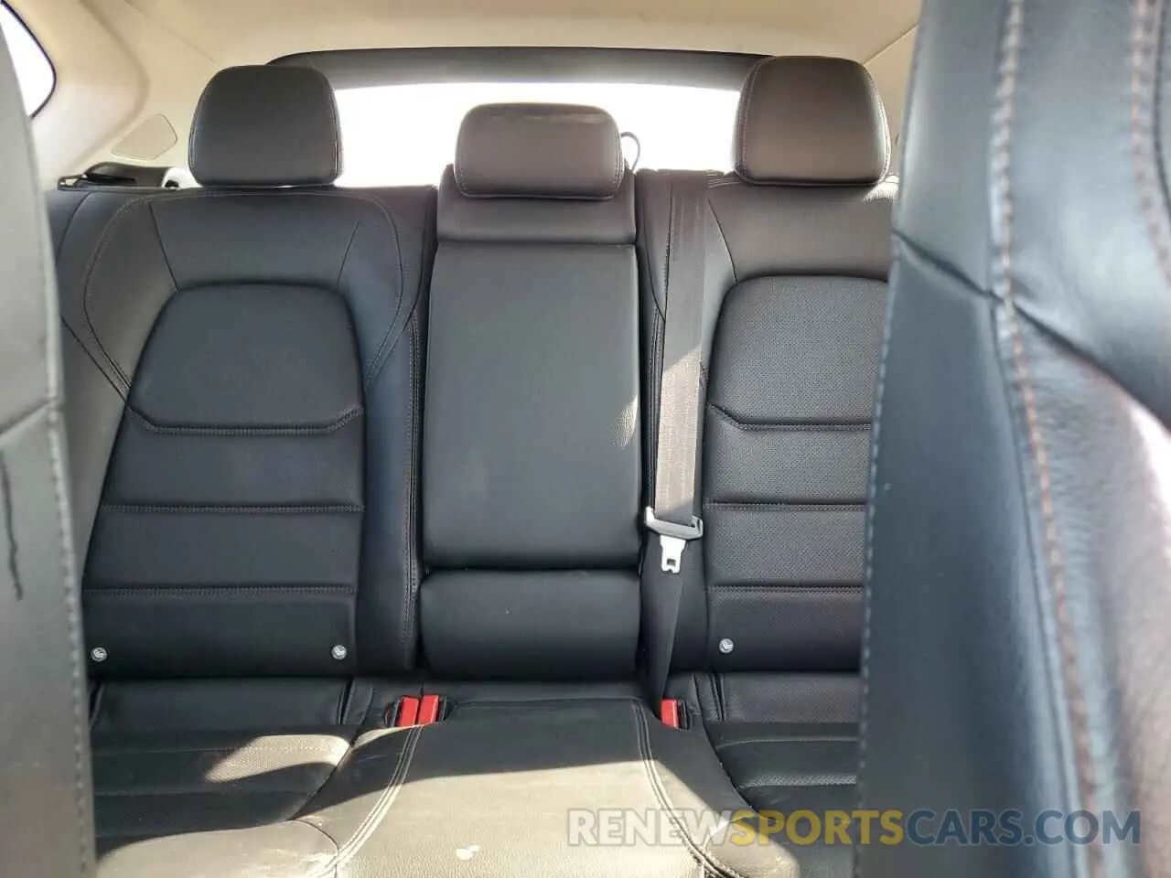 10 fotografías del automóvil dañado JM3KFBAY4L0856064 MAZDA CX-5 2020