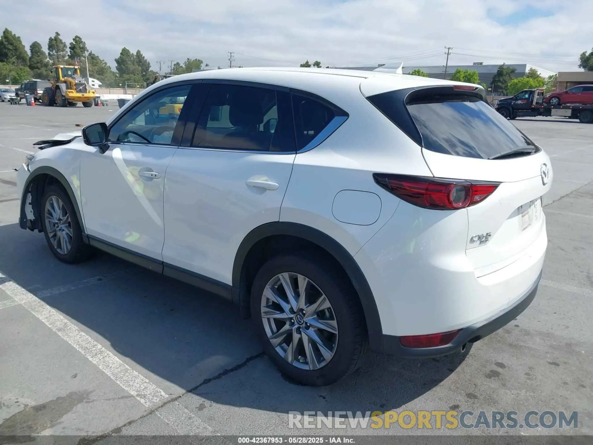 3 fotografías del automóvil dañado JM3KFBAYXL0771455 MAZDA CX-5 2020
