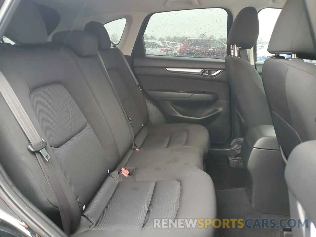 11 fotografías del automóvil dañado JM3KFBBM8L0740443 MAZDA CX-5 2020