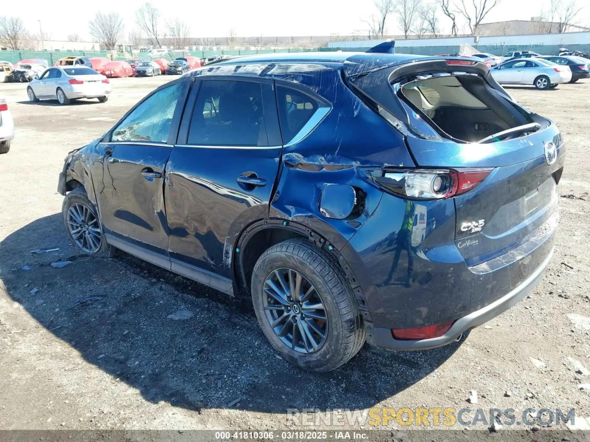 3 fotografías del automóvil dañado JM3KFBCM1L0766428 MAZDA CX-5 2020