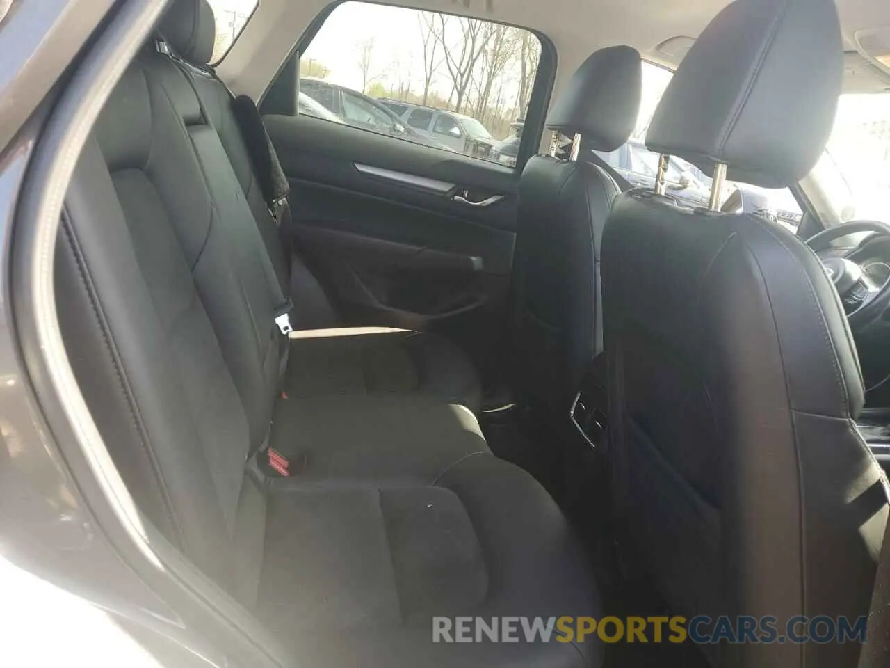 10 fotografías del automóvil dañado JM3KFBCM1L1818666 MAZDA CX-5 2020