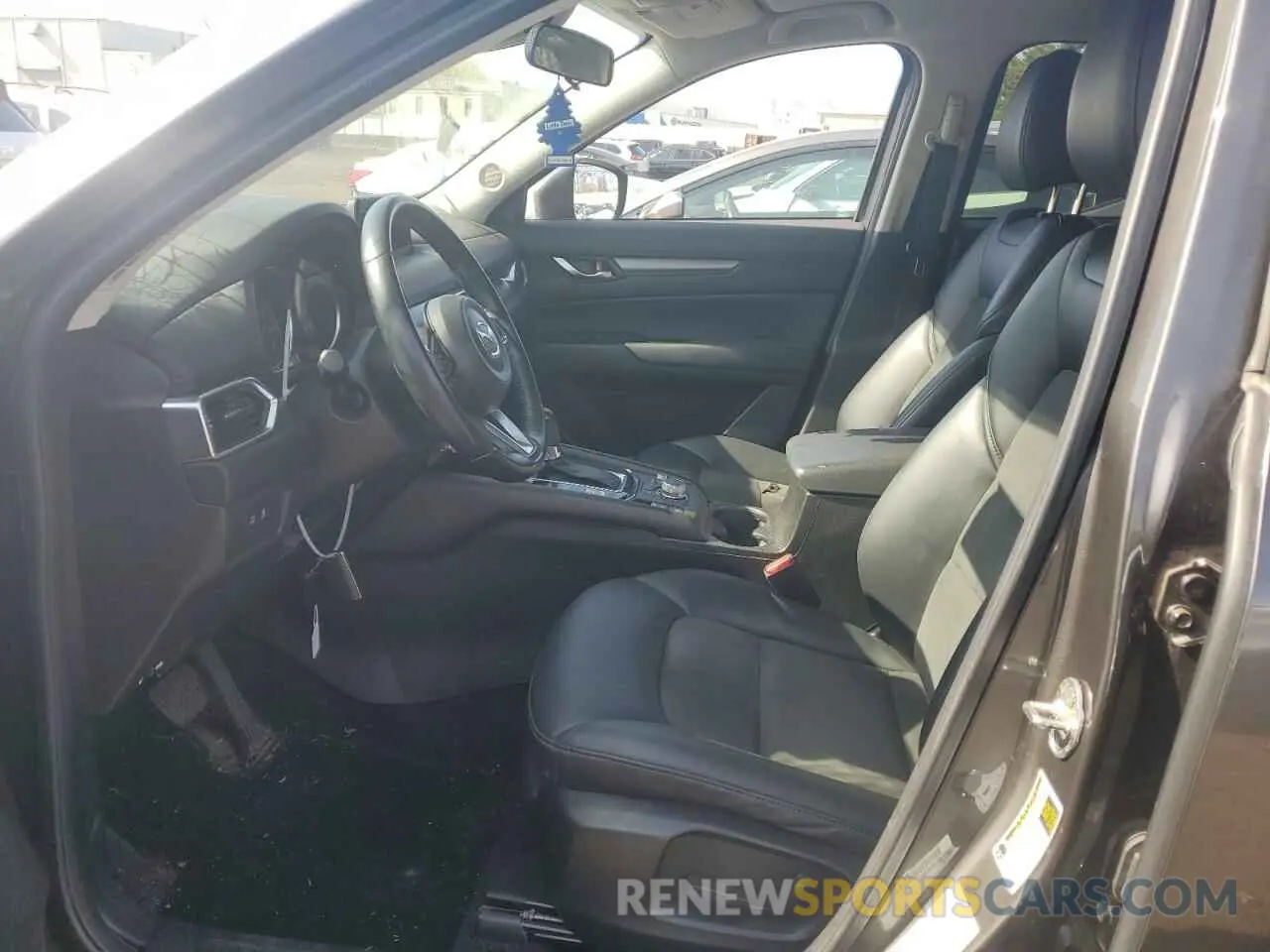 7 fotografías del automóvil dañado JM3KFBCM1L1818666 MAZDA CX-5 2020