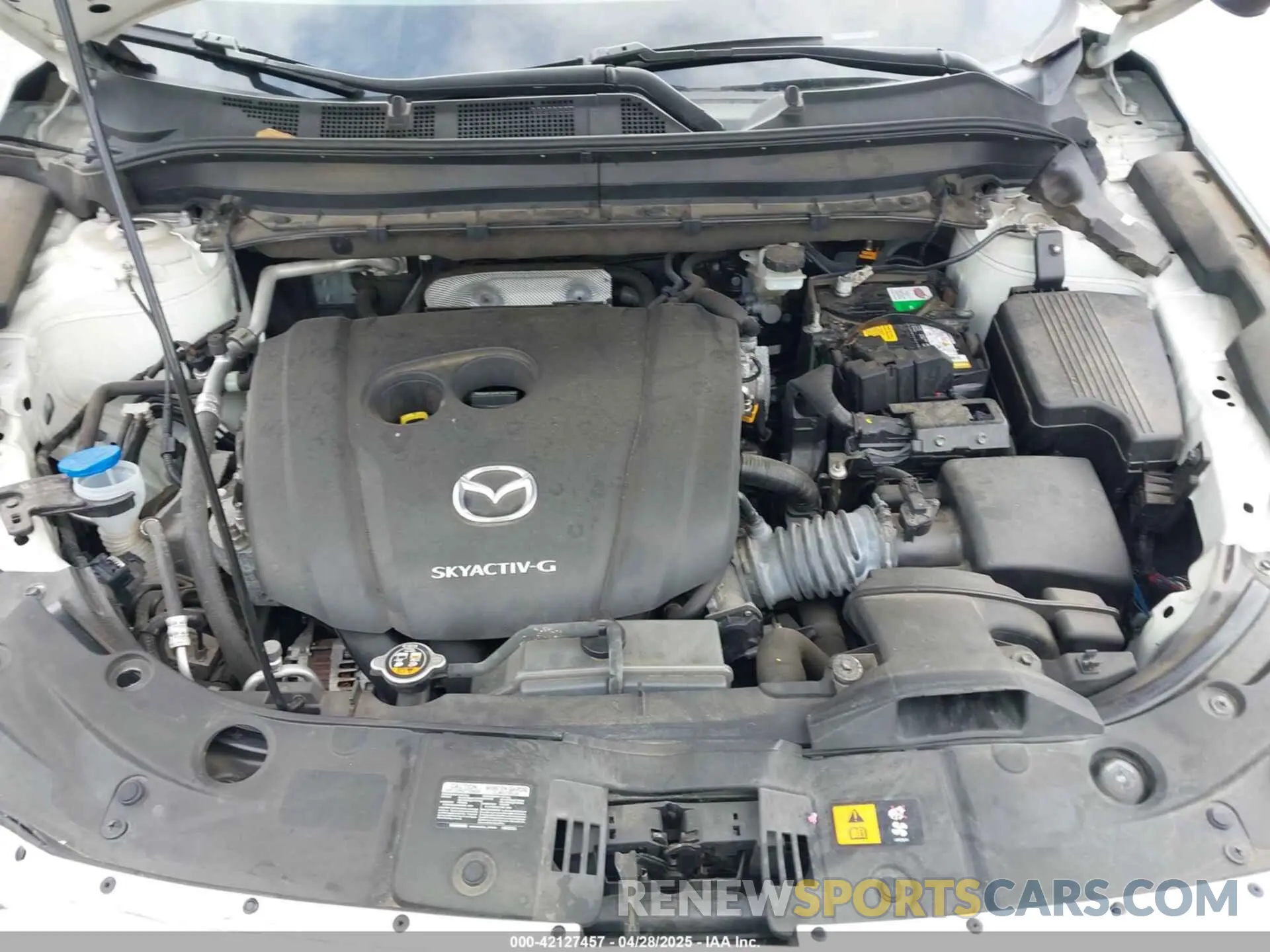 10 fotografías del automóvil dañado JM3KFBCM2L0786784 MAZDA CX-5 2020