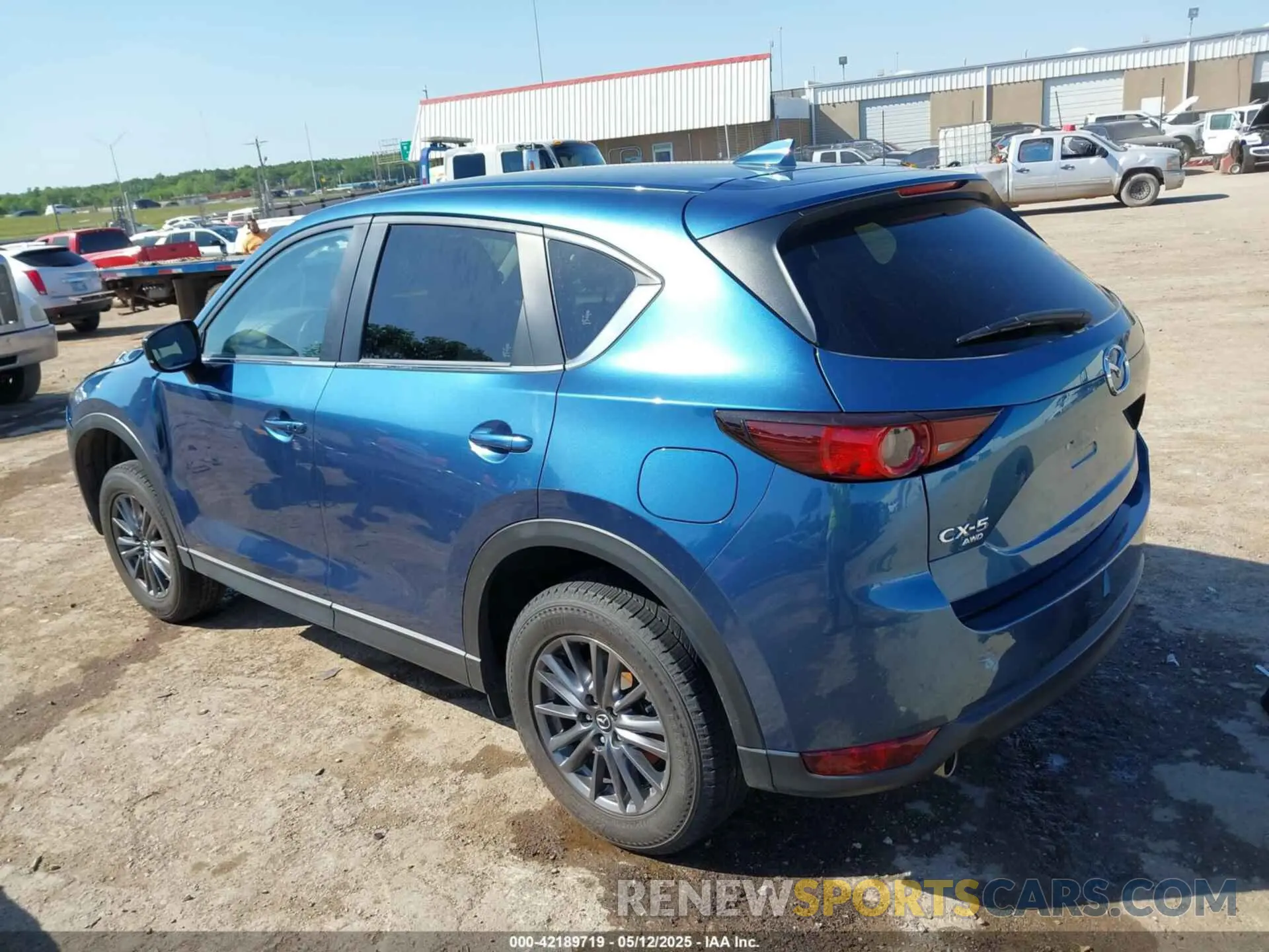 15 fotografías del automóvil dañado JM3KFBCM2L0848233 MAZDA CX-5 2020