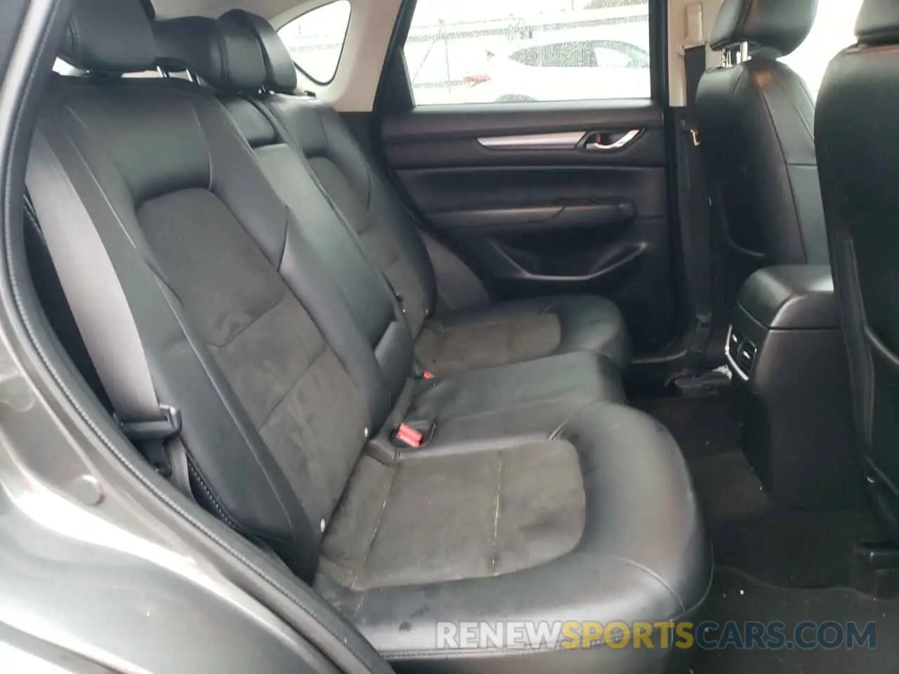 11 fotografías del automóvil dañado JM3KFBCM4L0780565 MAZDA CX-5 2020