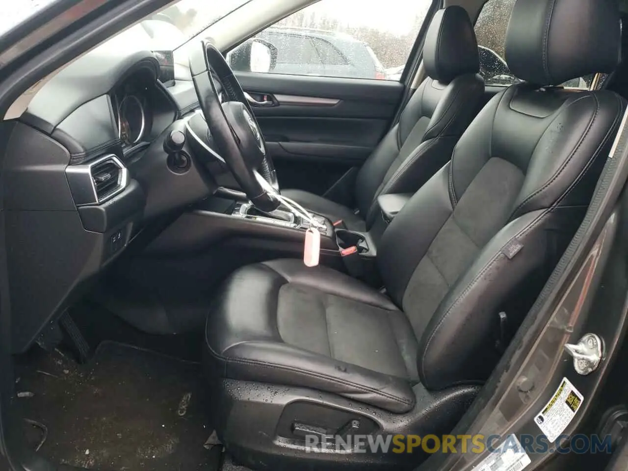 7 fotografías del automóvil dañado JM3KFBCM4L0780565 MAZDA CX-5 2020
