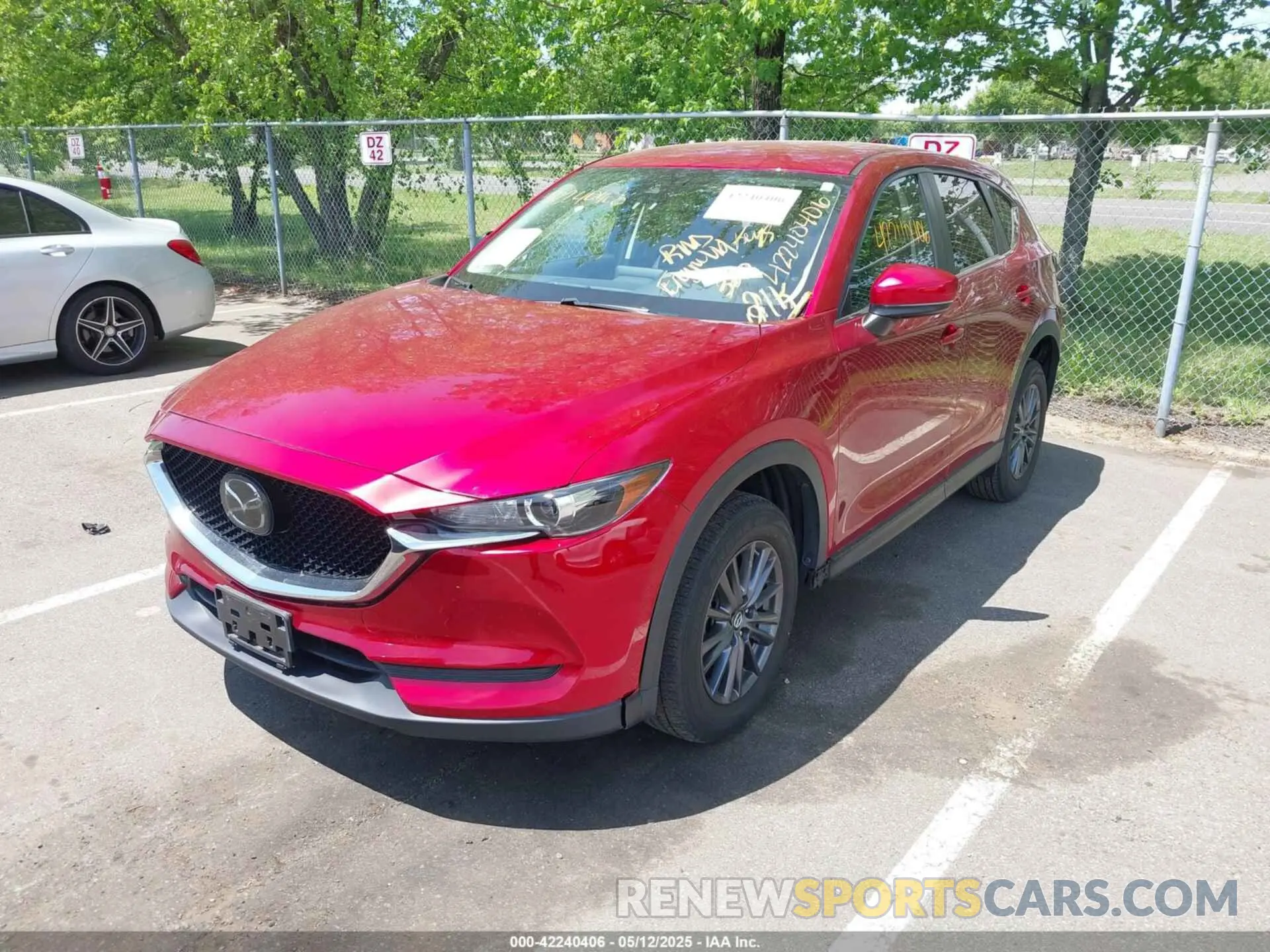 2 fotografías del automóvil dañado JM3KFBCM4L0825150 MAZDA CX-5 2020