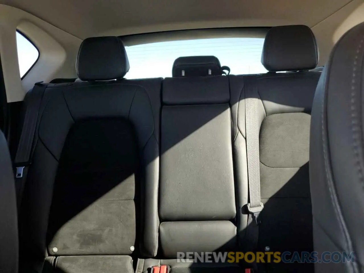 10 fotografías del automóvil dañado JM3KFBCM5L0777450 MAZDA CX-5 2020