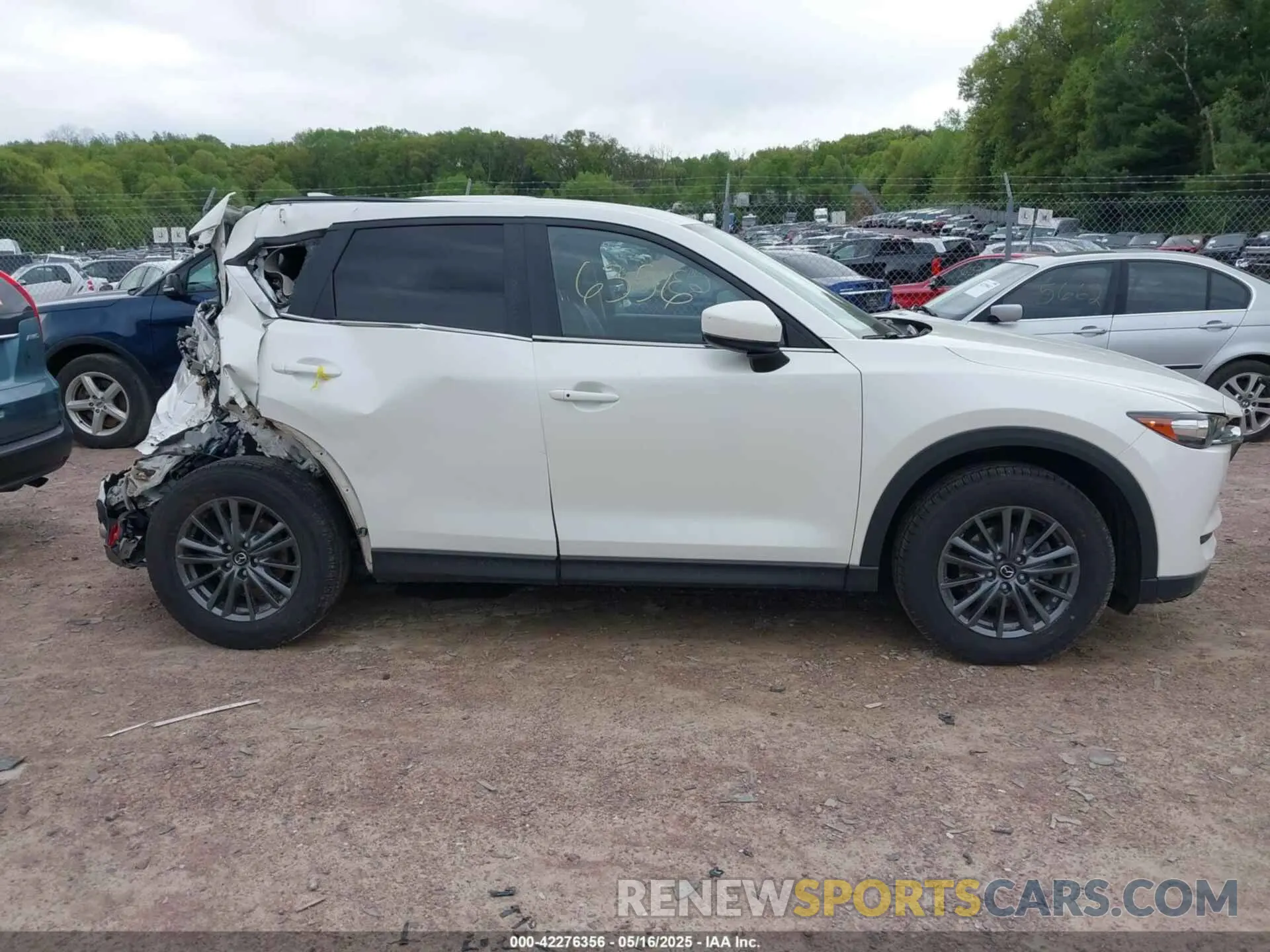 13 fotografías del automóvil dañado JM3KFBCM5L1849029 MAZDA CX-5 2020