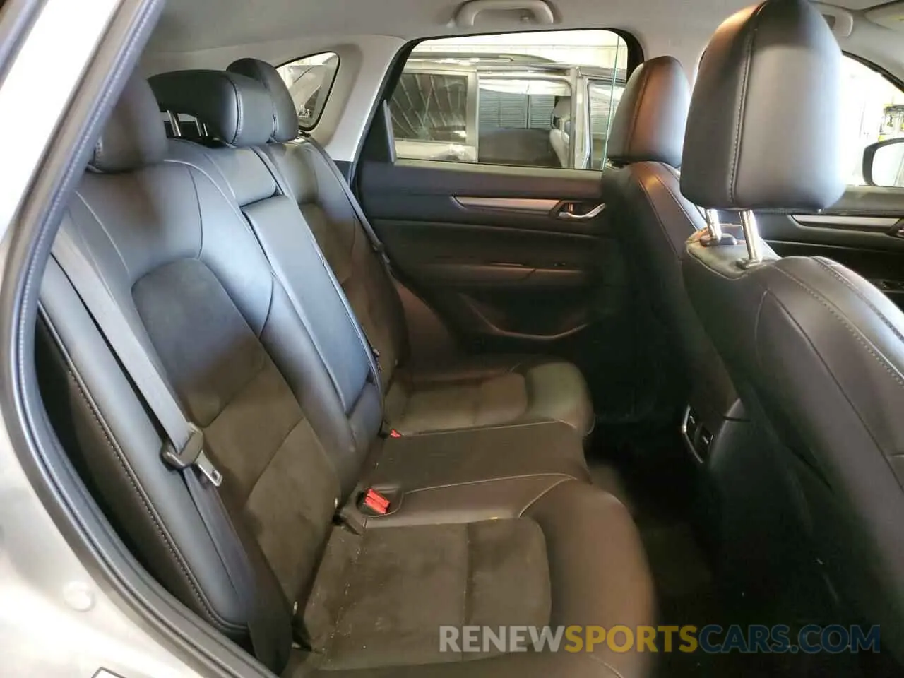 11 fotografías del automóvil dañado JM3KFBCM6L0790627 MAZDA CX-5 2020