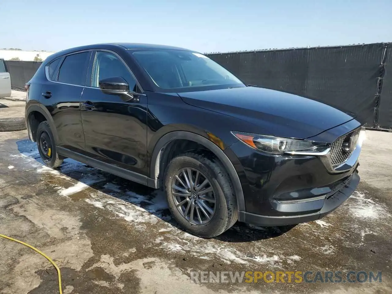 4 fotografías del automóvil dañado JM3KFBCM7L0785498 MAZDA CX-5 2020