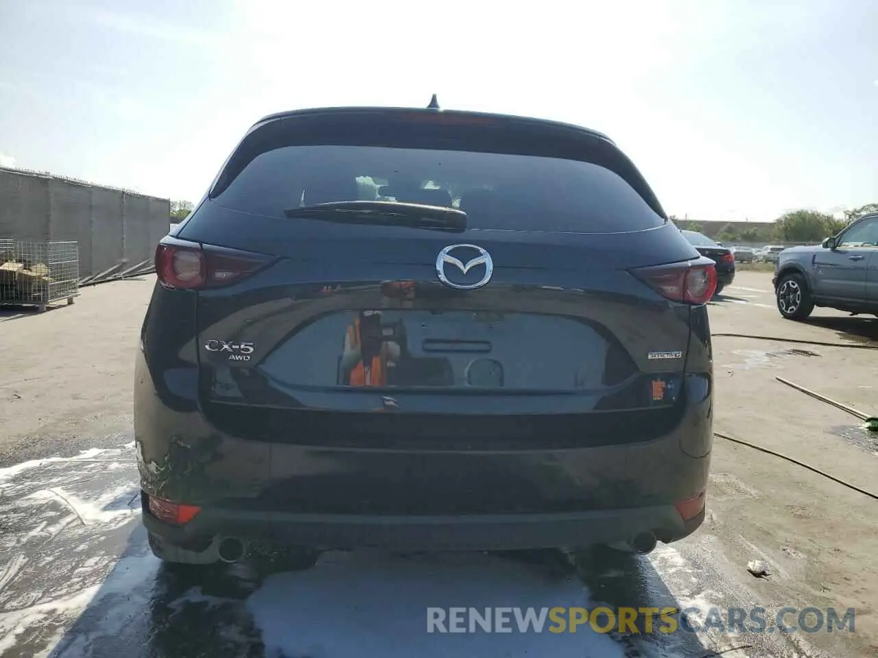 6 fotografías del automóvil dañado JM3KFBCM7L0785498 MAZDA CX-5 2020
