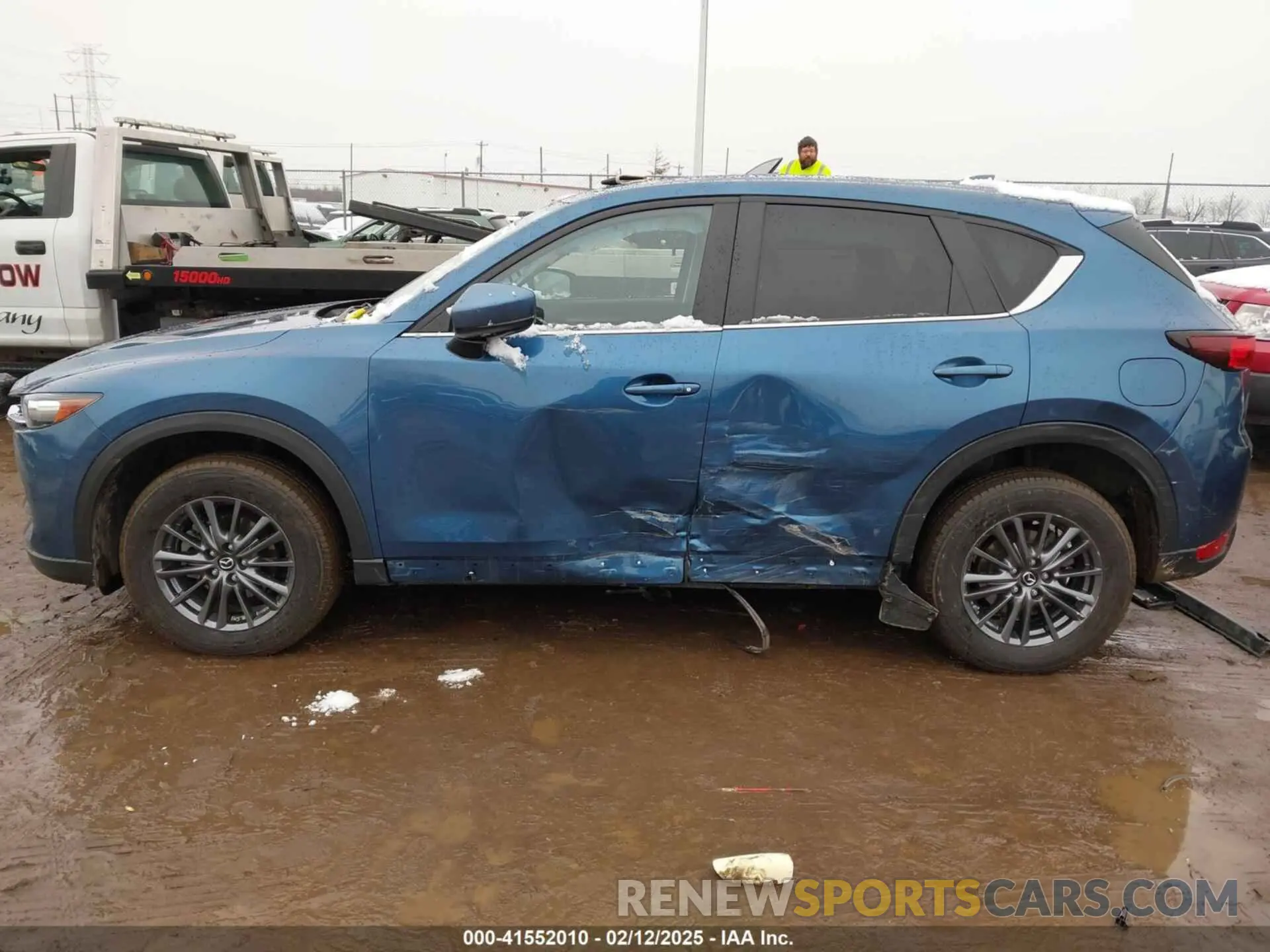 15 fotografías del automóvil dañado JM3KFBCM7L0844890 MAZDA CX-5 2020
