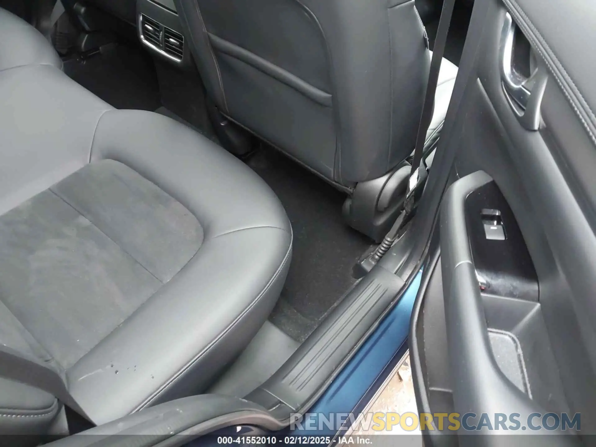 8 fotografías del automóvil dañado JM3KFBCM7L0844890 MAZDA CX-5 2020