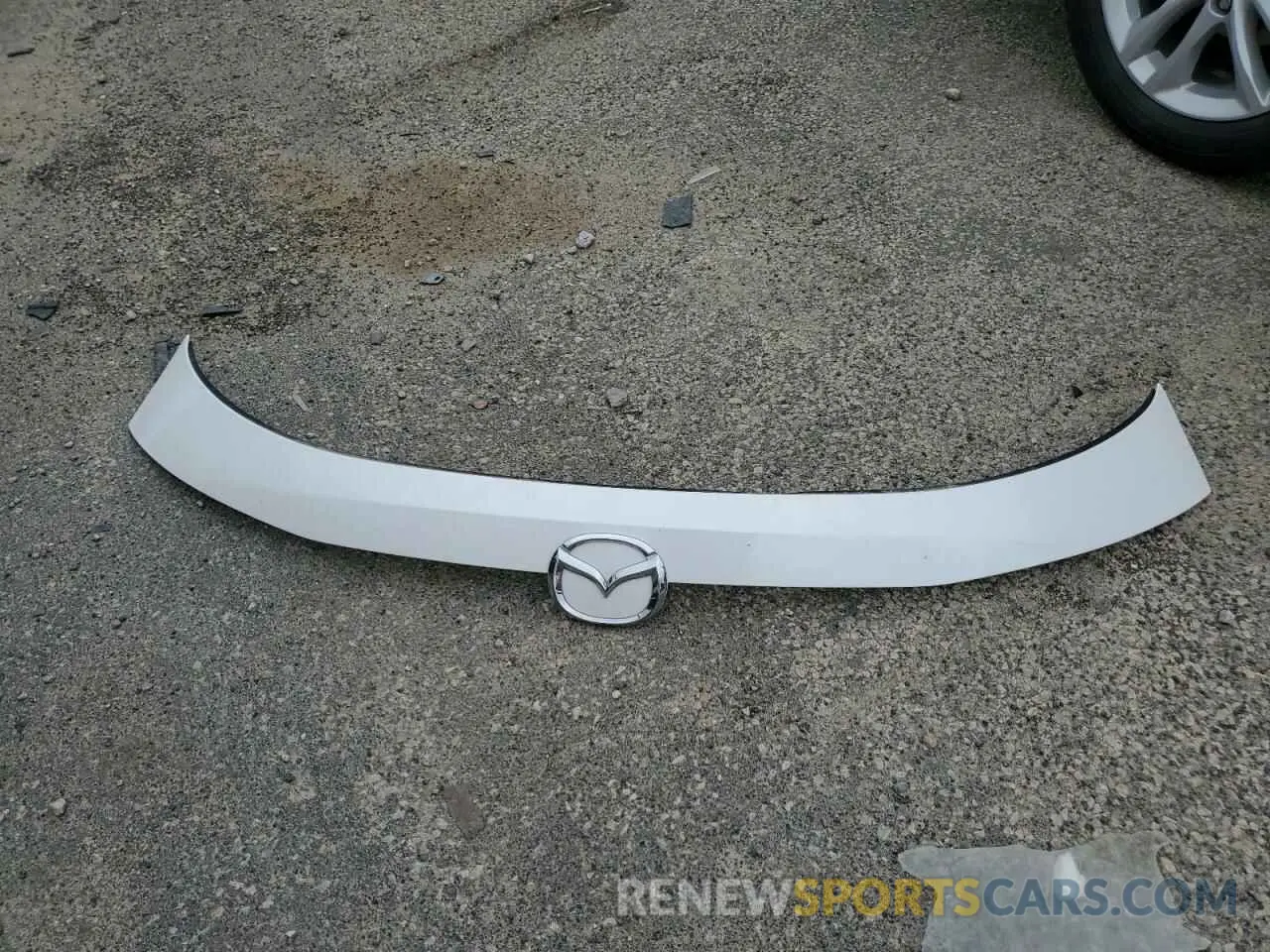 13 fotografías del automóvil dañado JM3KFBCM8L1789067 MAZDA CX-5 2020