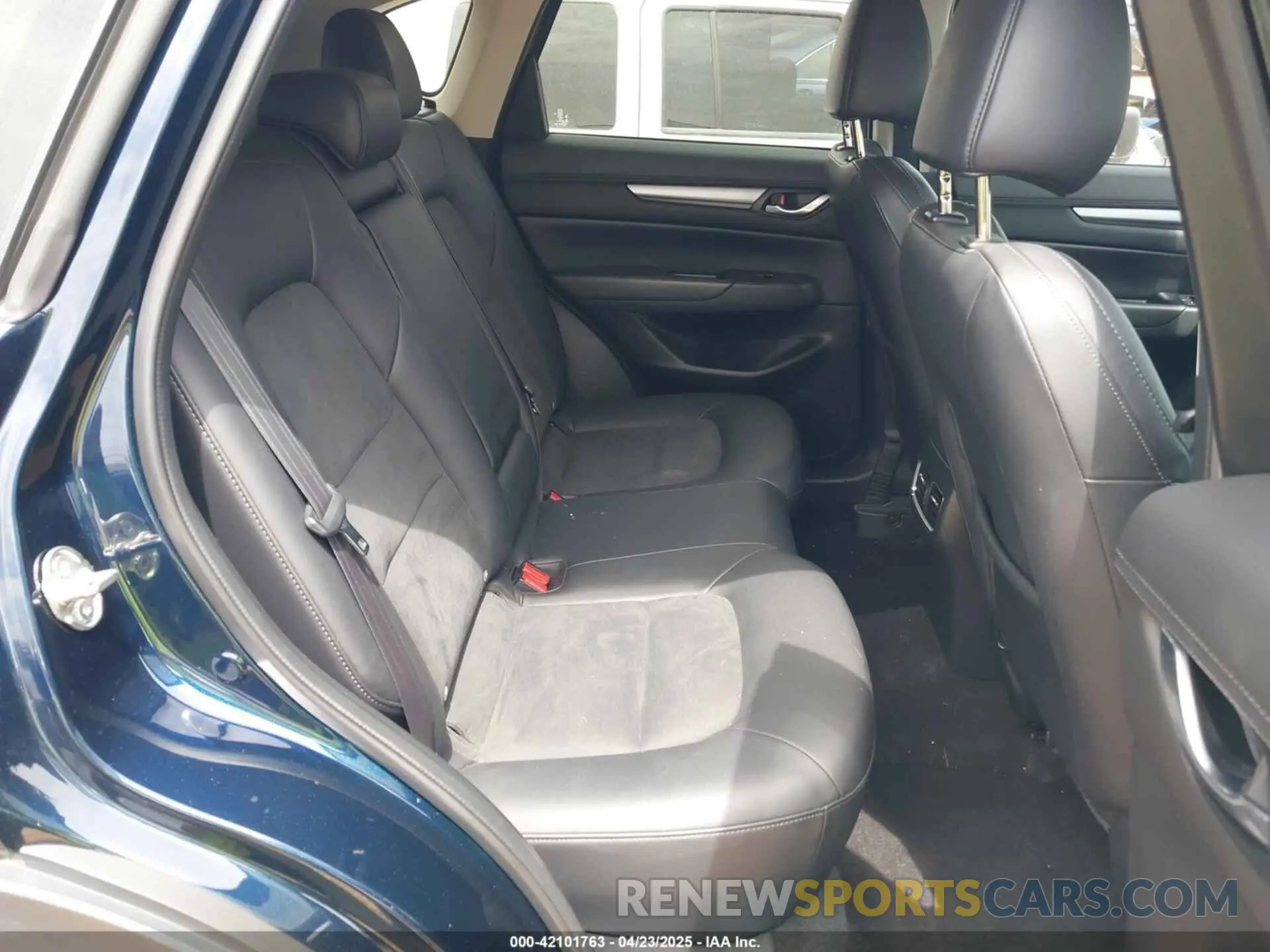 8 fotografías del automóvil dañado JM3KFBCM9L0741535 MAZDA CX-5 2020