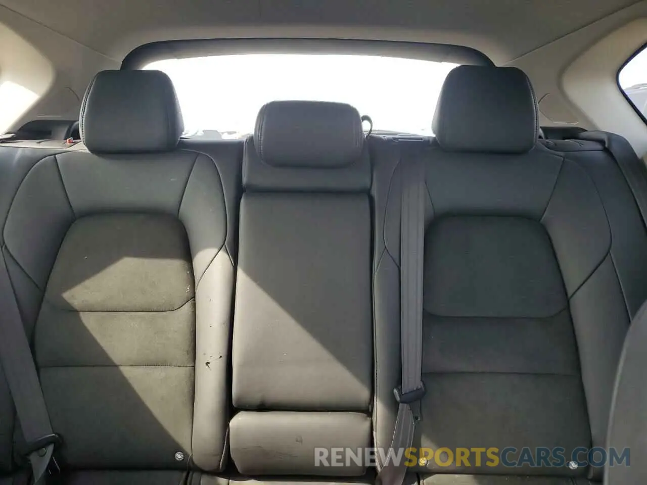 10 fotografías del automóvil dañado JM3KFBCM9L0781596 MAZDA CX-5 2020