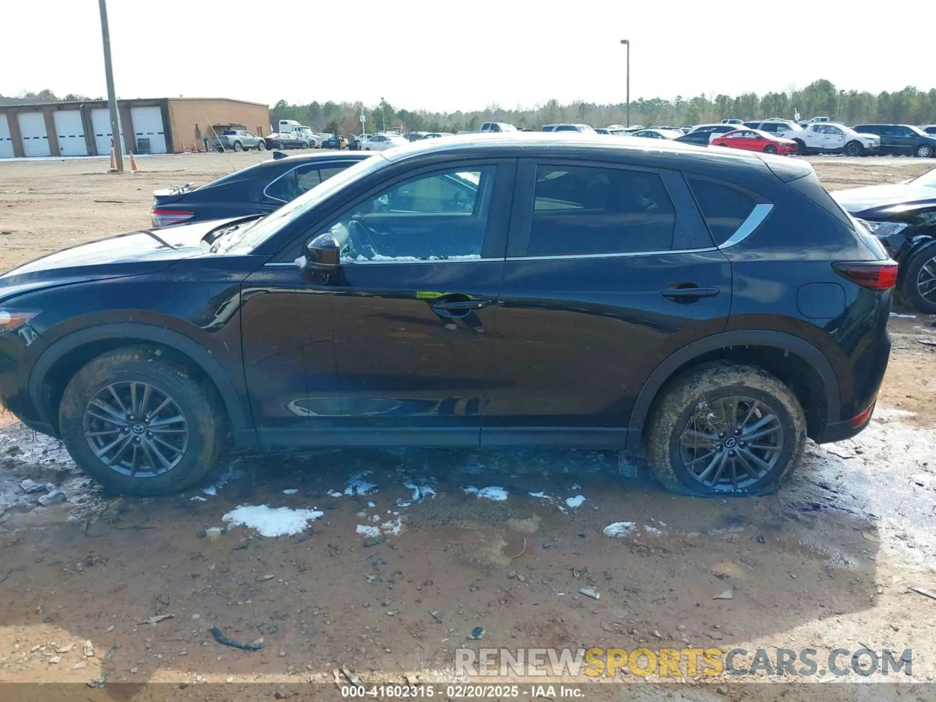 15 fotografías del automóvil dañado JM3KFBCMXL1741182 MAZDA CX-5 2020