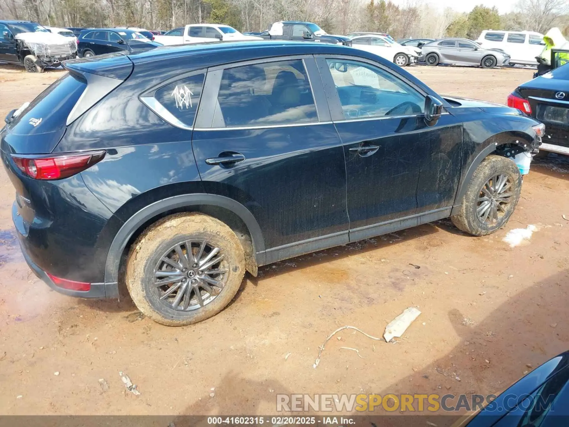 4 fotografías del automóvil dañado JM3KFBCMXL1741182 MAZDA CX-5 2020