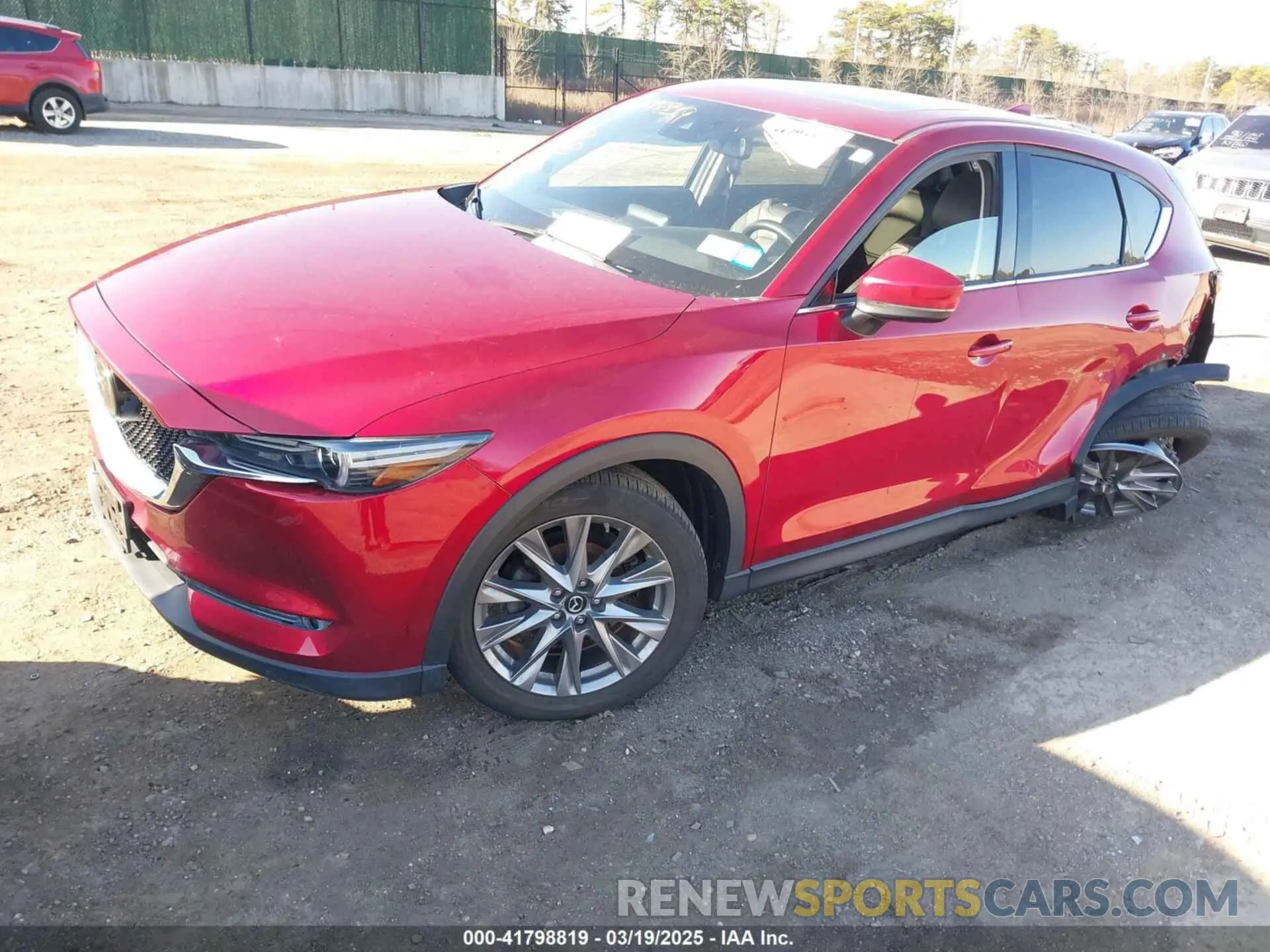 2 fotografías del automóvil dañado JM3KFBDM0L0782800 MAZDA CX-5 2020