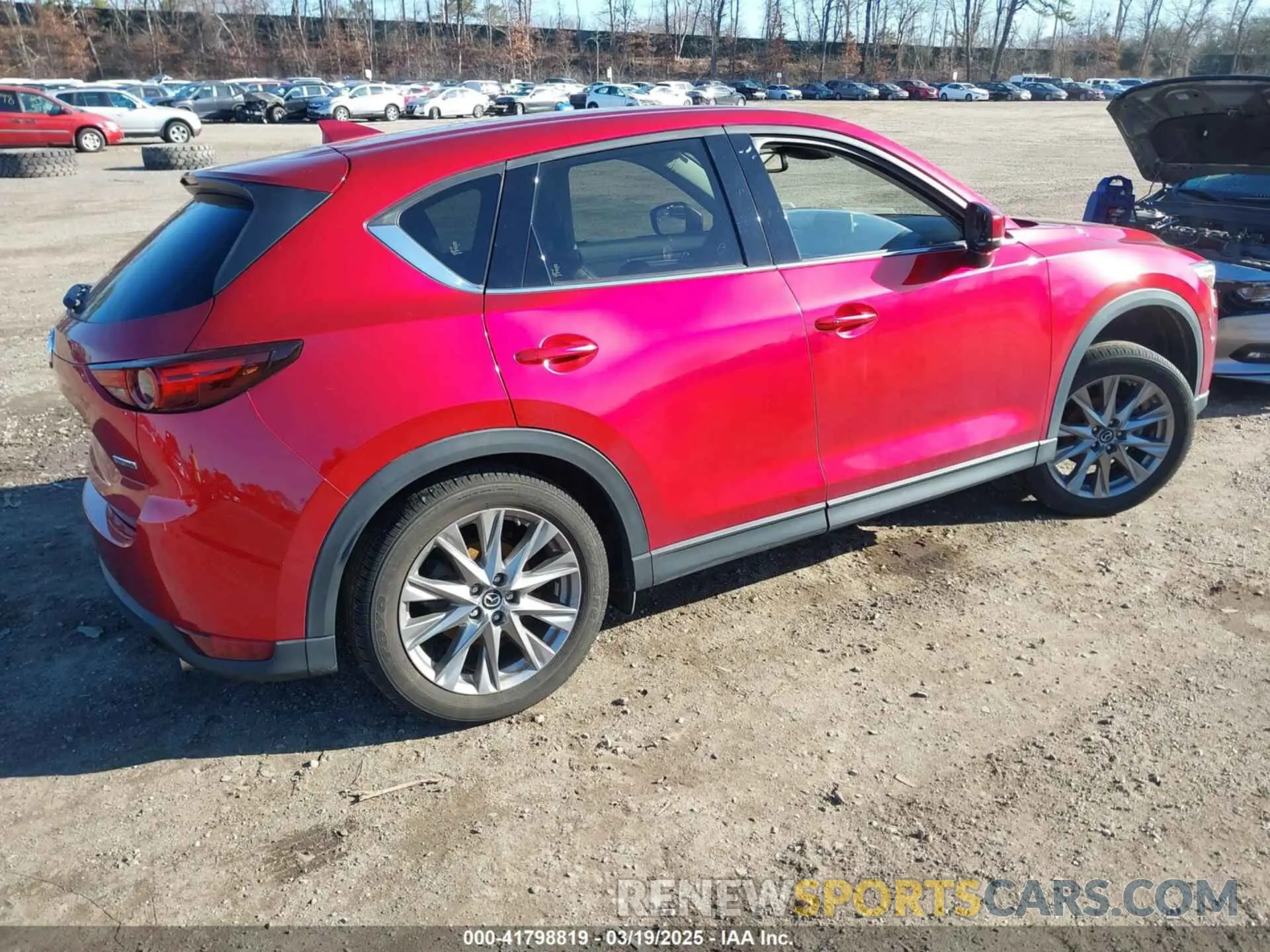 4 fotografías del automóvil dañado JM3KFBDM0L0782800 MAZDA CX-5 2020