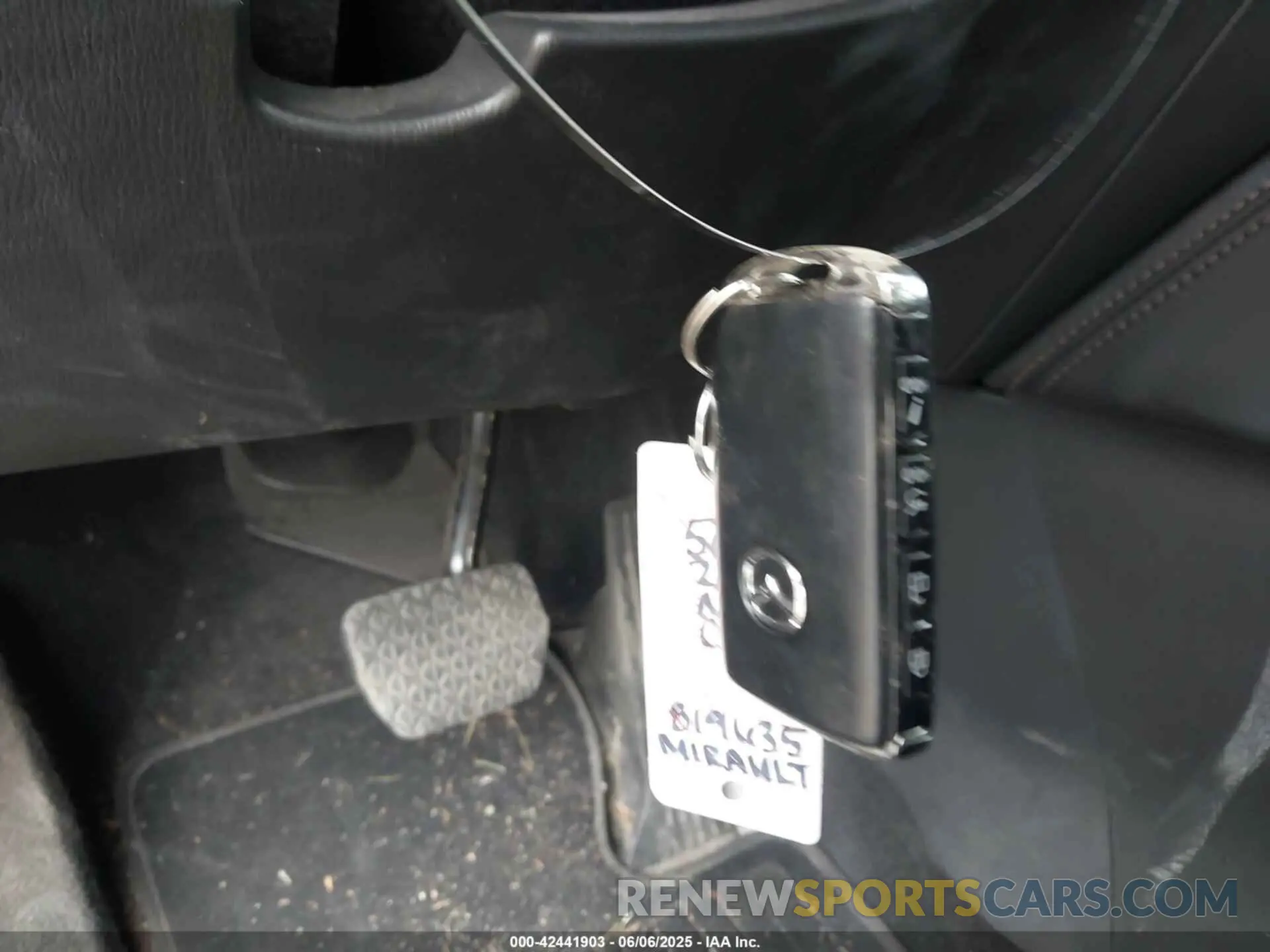 11 fotografías del automóvil dañado JM3KFBDM0L0819635 MAZDA CX-5 2020