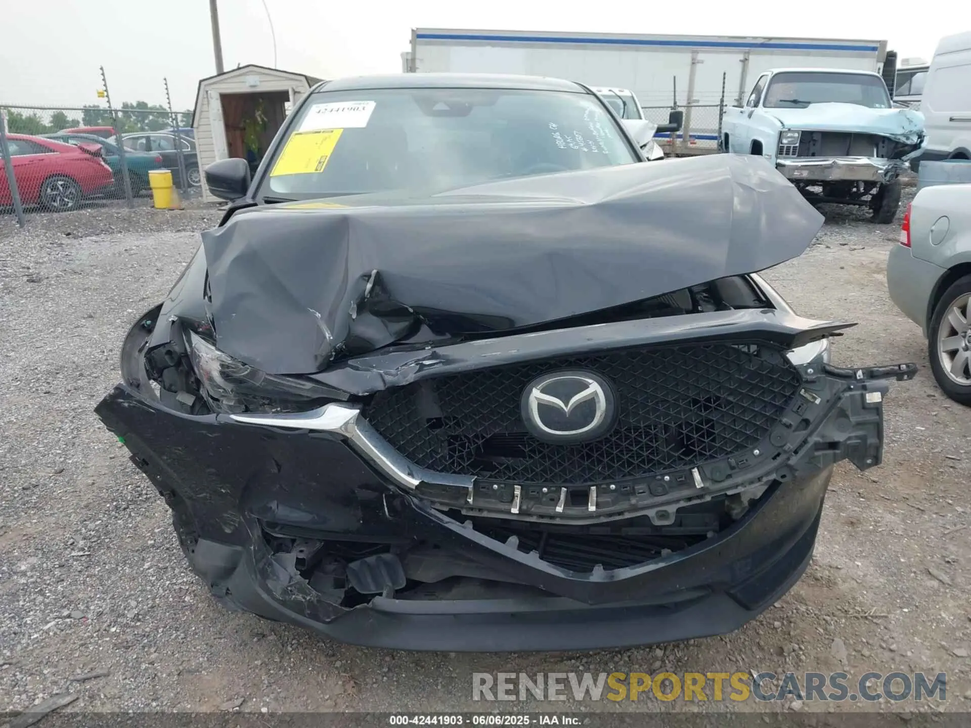 12 fotografías del automóvil dañado JM3KFBDM0L0819635 MAZDA CX-5 2020