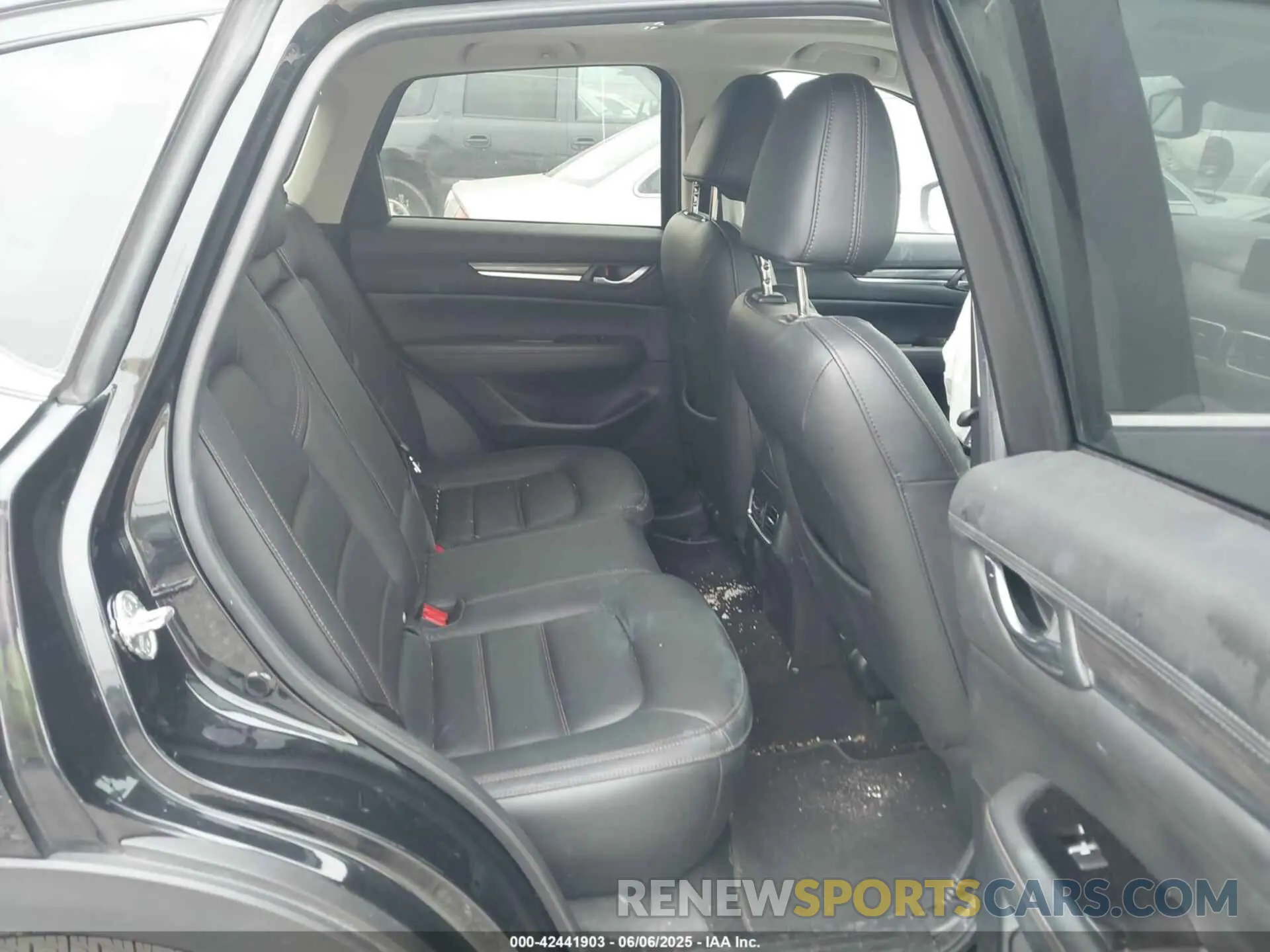 8 fotografías del automóvil dañado JM3KFBDM0L0819635 MAZDA CX-5 2020