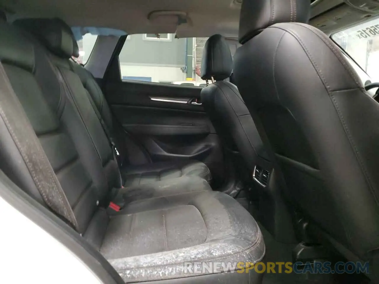 11 fotografías del automóvil dañado JM3KFBDM0L1842715 MAZDA CX-5 2020