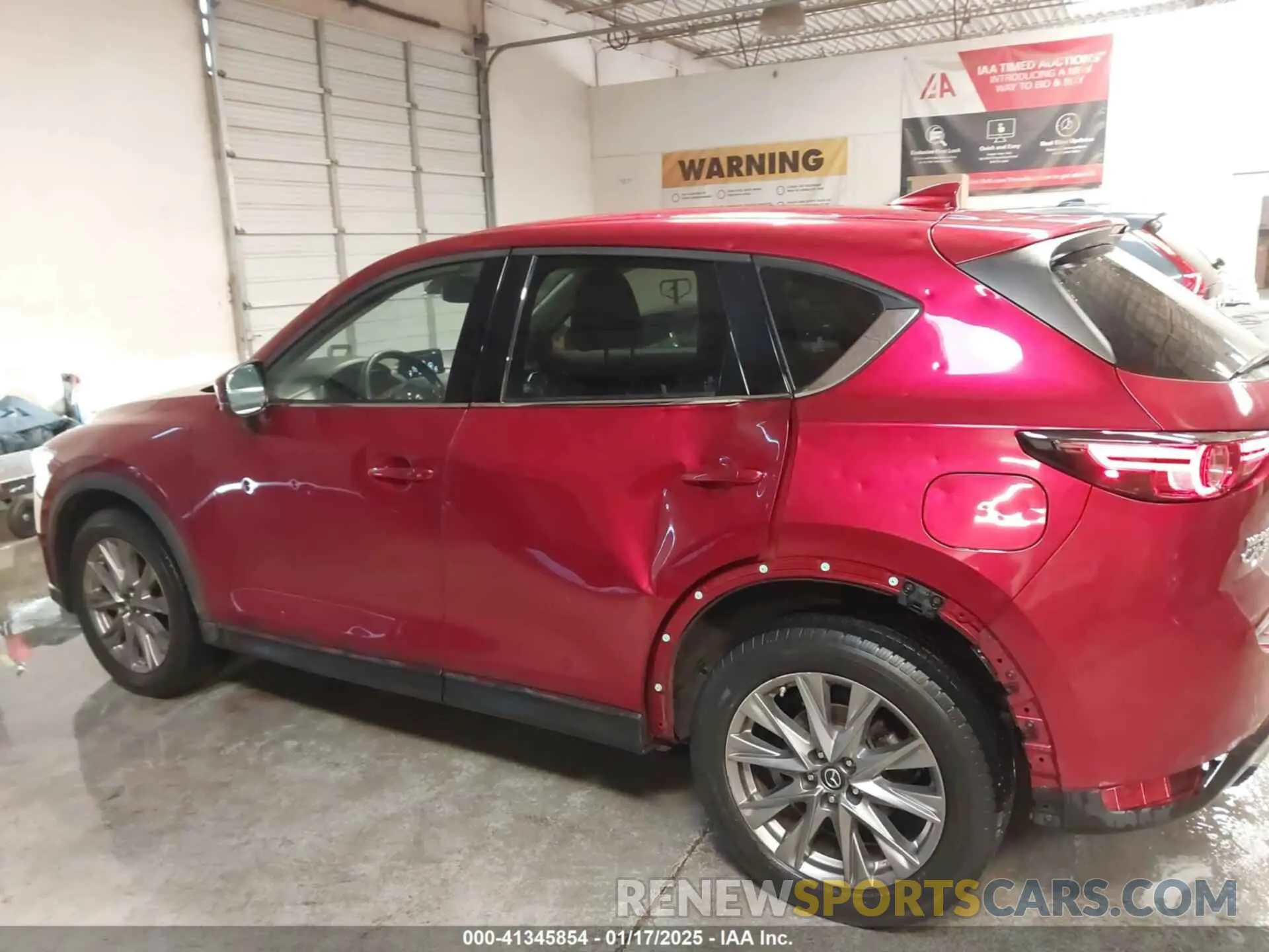15 fotografías del automóvil dañado JM3KFBDM1L1809951 MAZDA CX-5 2020