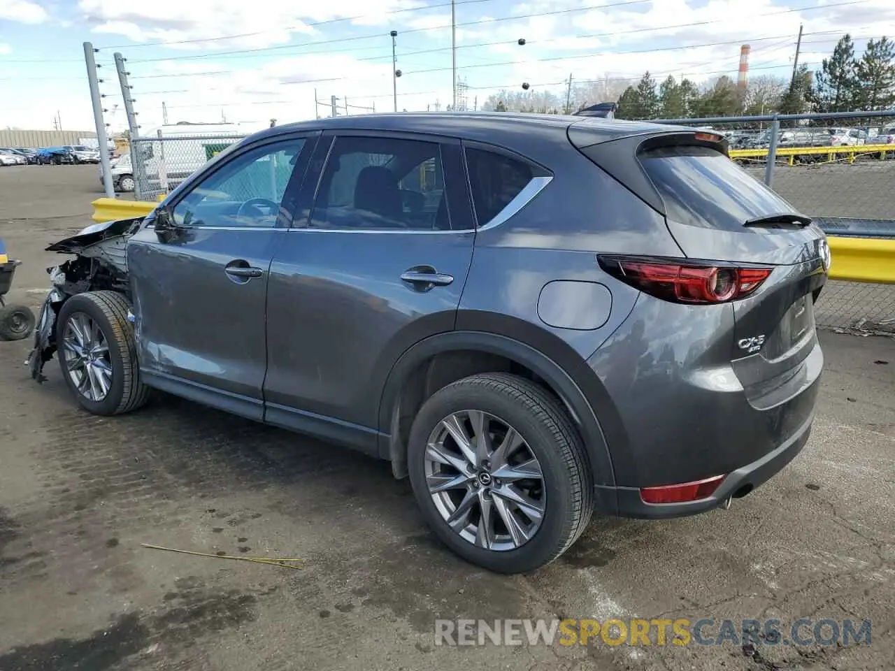 2 fotografías del automóvil dañado JM3KFBDM1L1858051 MAZDA CX-5 2020
