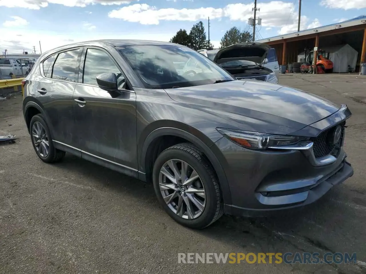 4 fotografías del automóvil dañado JM3KFBDM1L1858051 MAZDA CX-5 2020