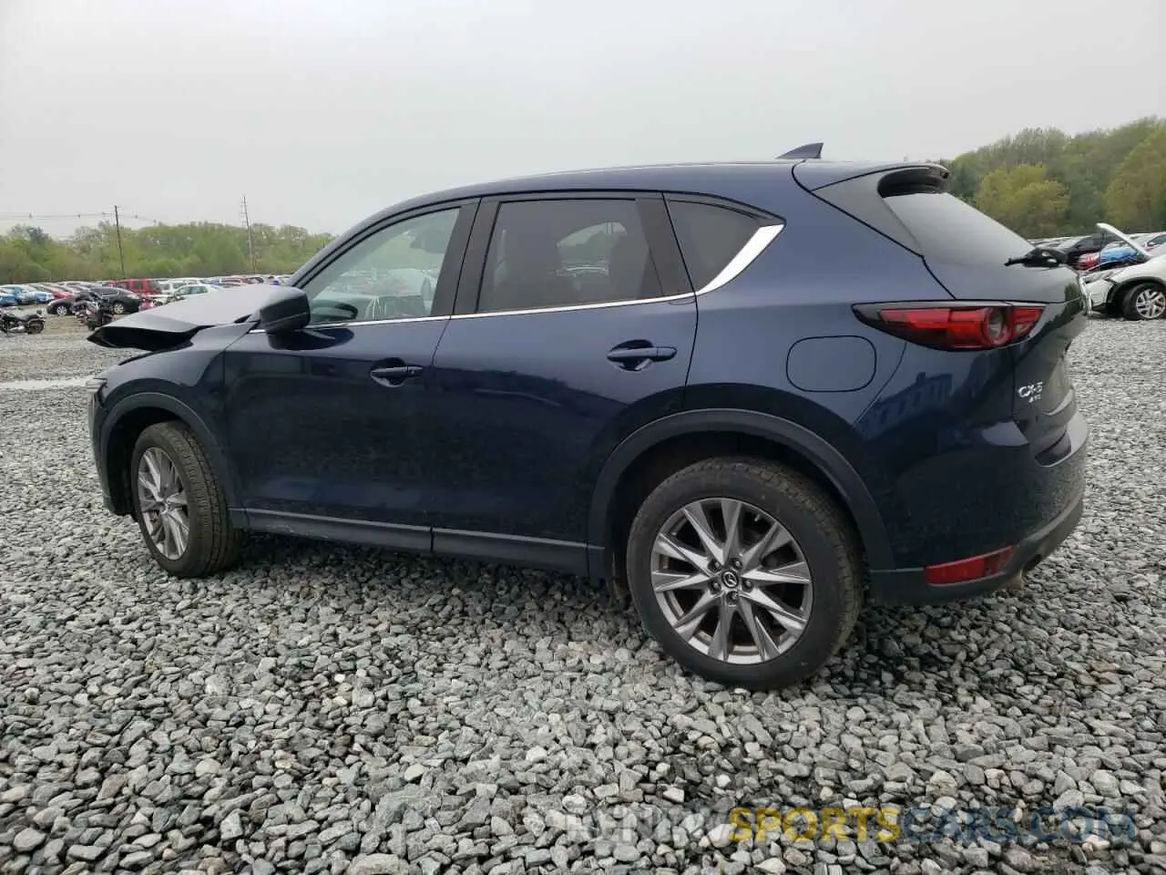 2 fotografías del automóvil dañado JM3KFBDM2L0729290 MAZDA CX-5 2020
