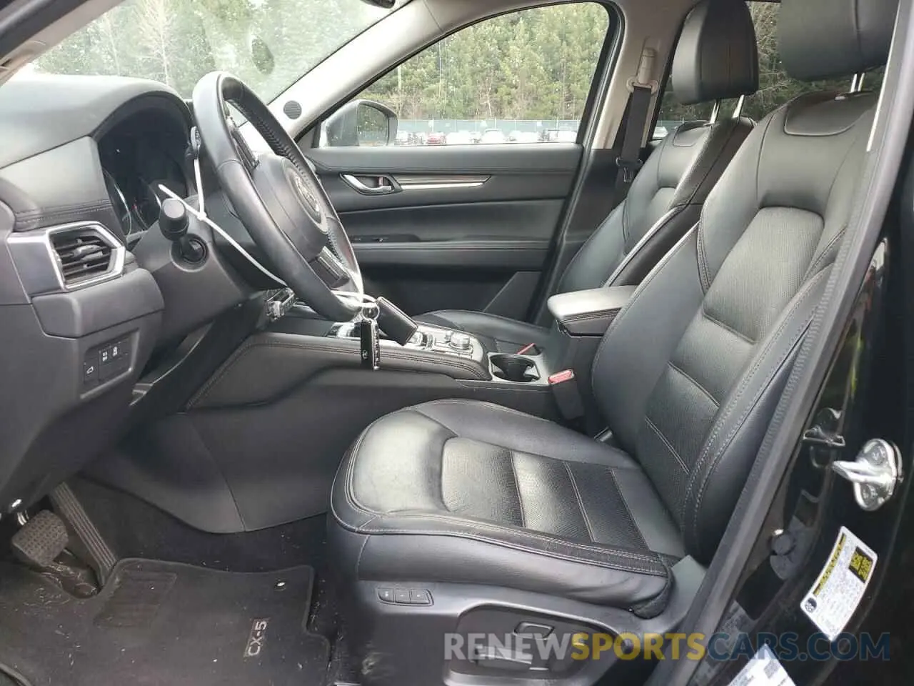 7 fotografías del automóvil dañado JM3KFBDM3L0793550 MAZDA CX-5 2020