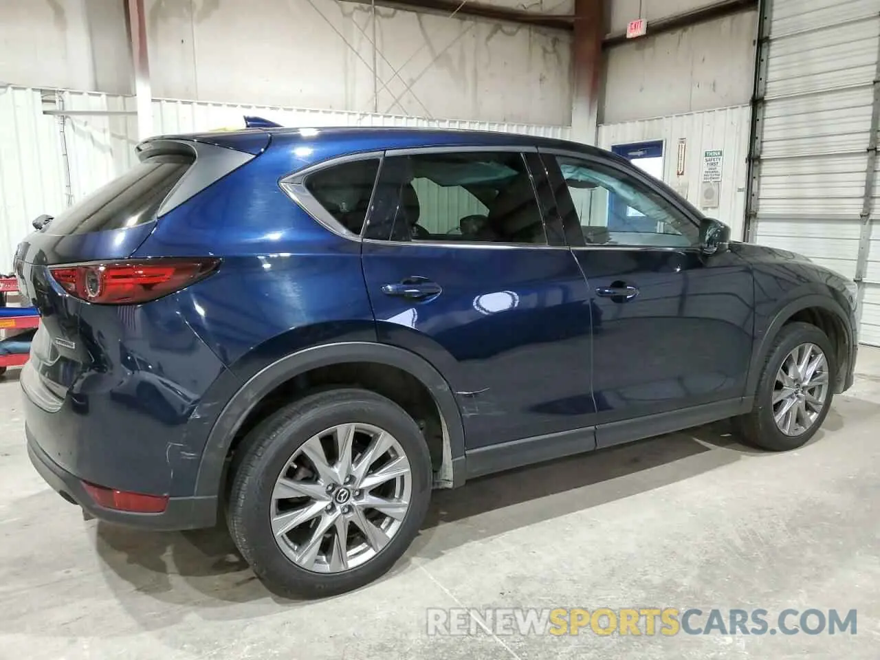 3 fotografías del automóvil dañado JM3KFBDM3L0813652 MAZDA CX-5 2020