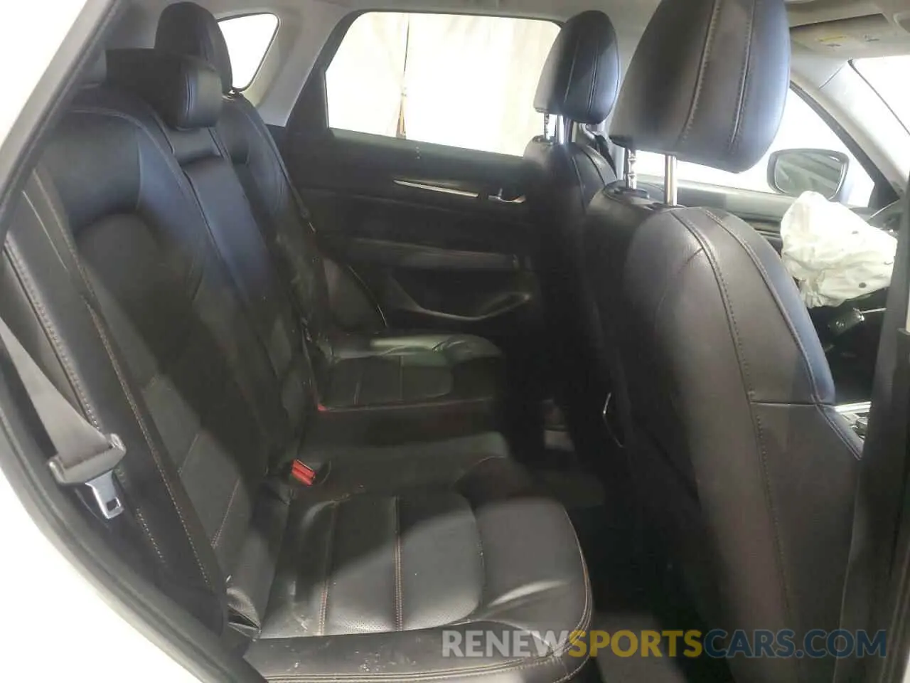11 fotografías del automóvil dañado JM3KFBDM4L1700142 MAZDA CX-5 2020