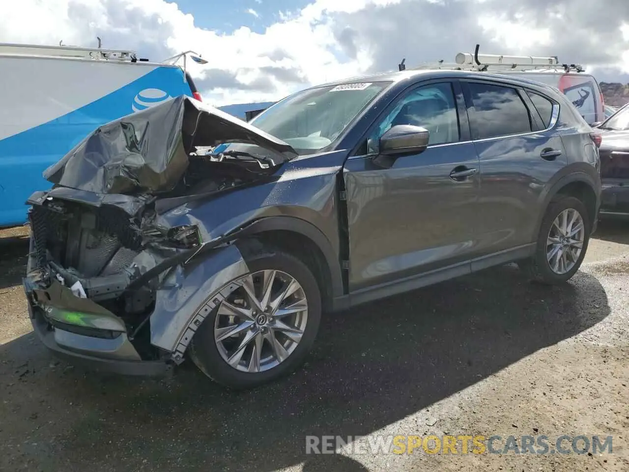 1 fotografías del automóvil dañado JM3KFBDM5L0737724 MAZDA CX-5 2020