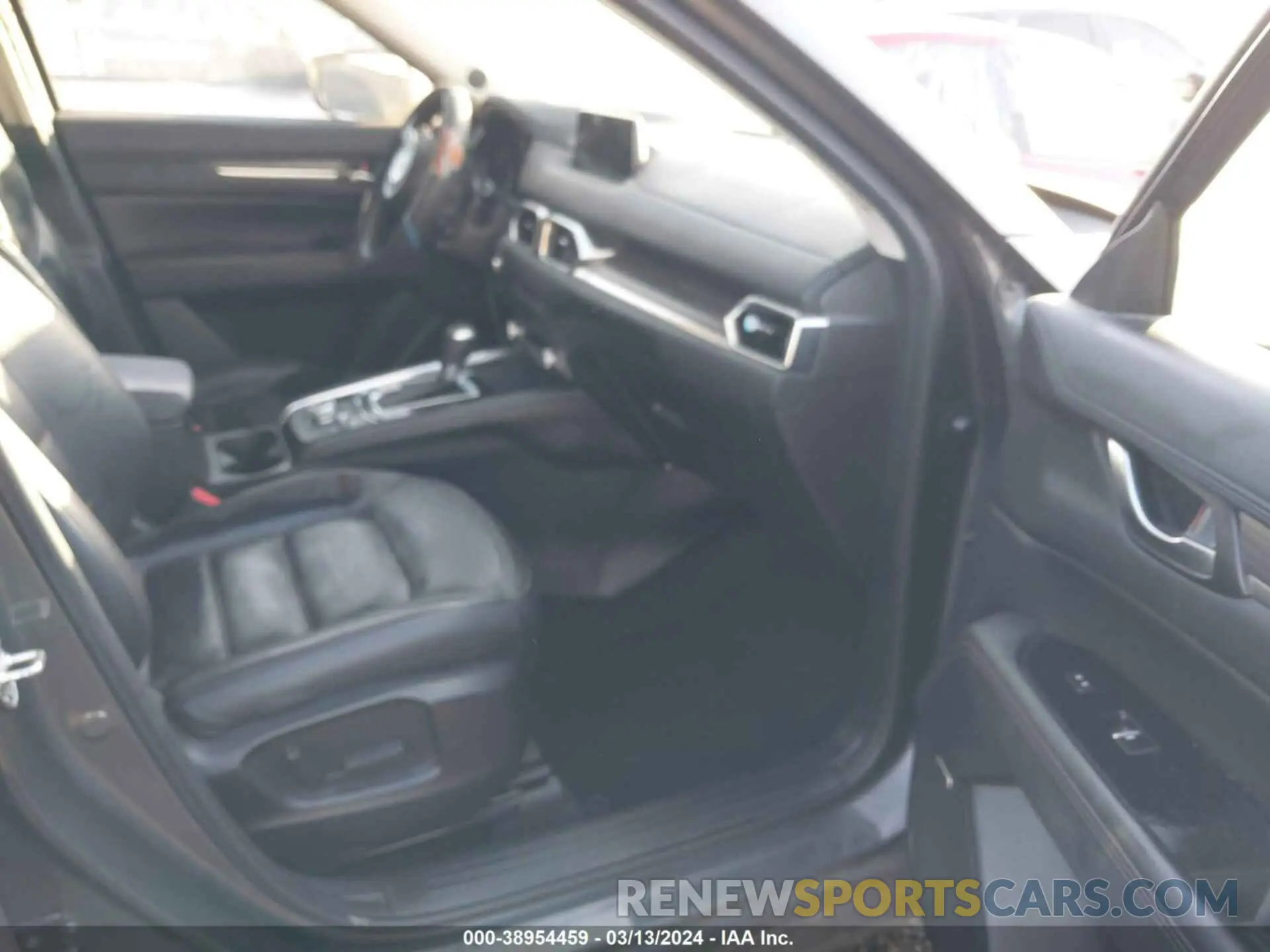 5 fotografías del automóvil dañado JM3KFBDM5L0790617 MAZDA CX-5 2020
