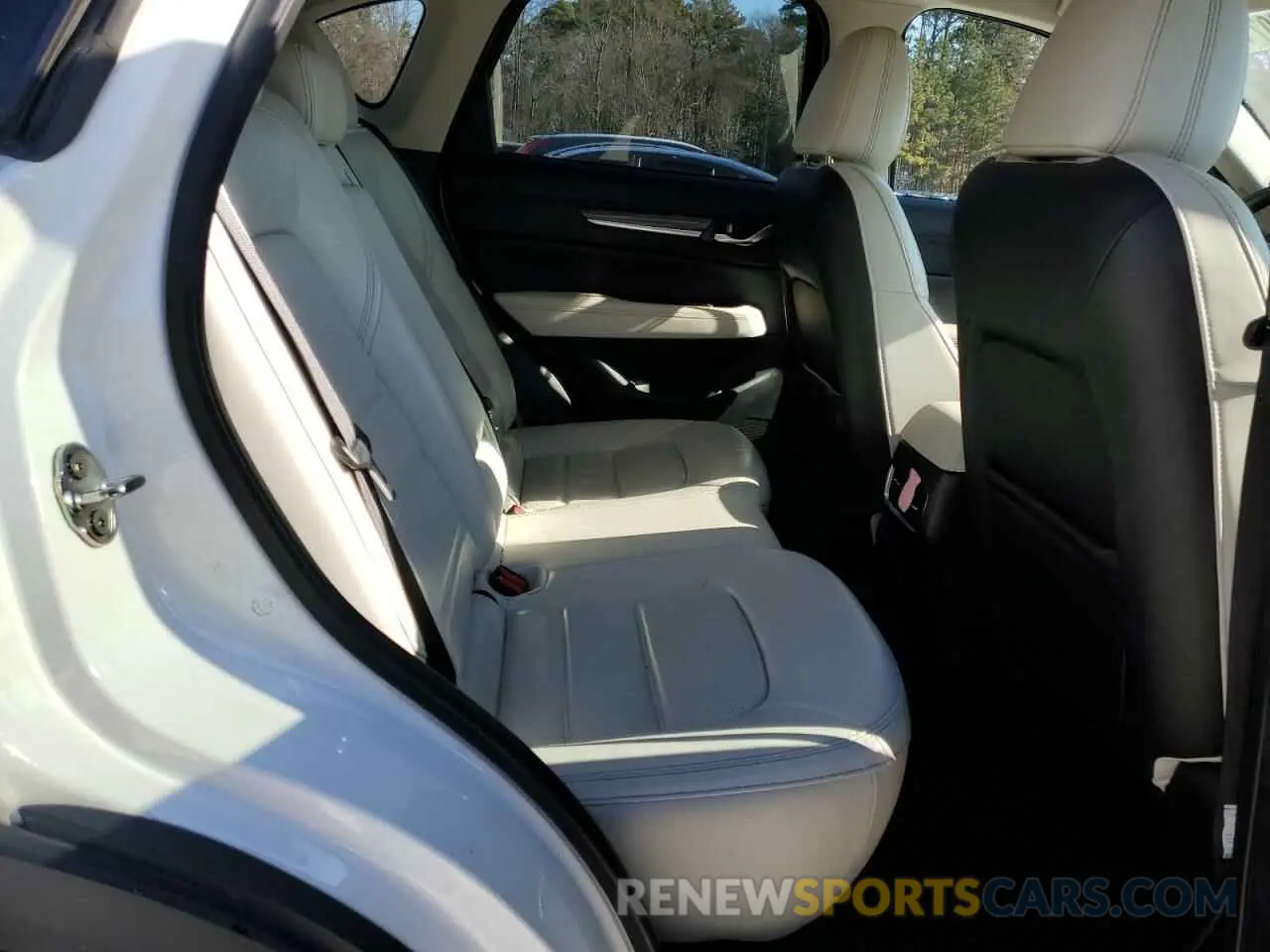 11 fotografías del automóvil dañado JM3KFBDM5L0855448 MAZDA CX-5 2020