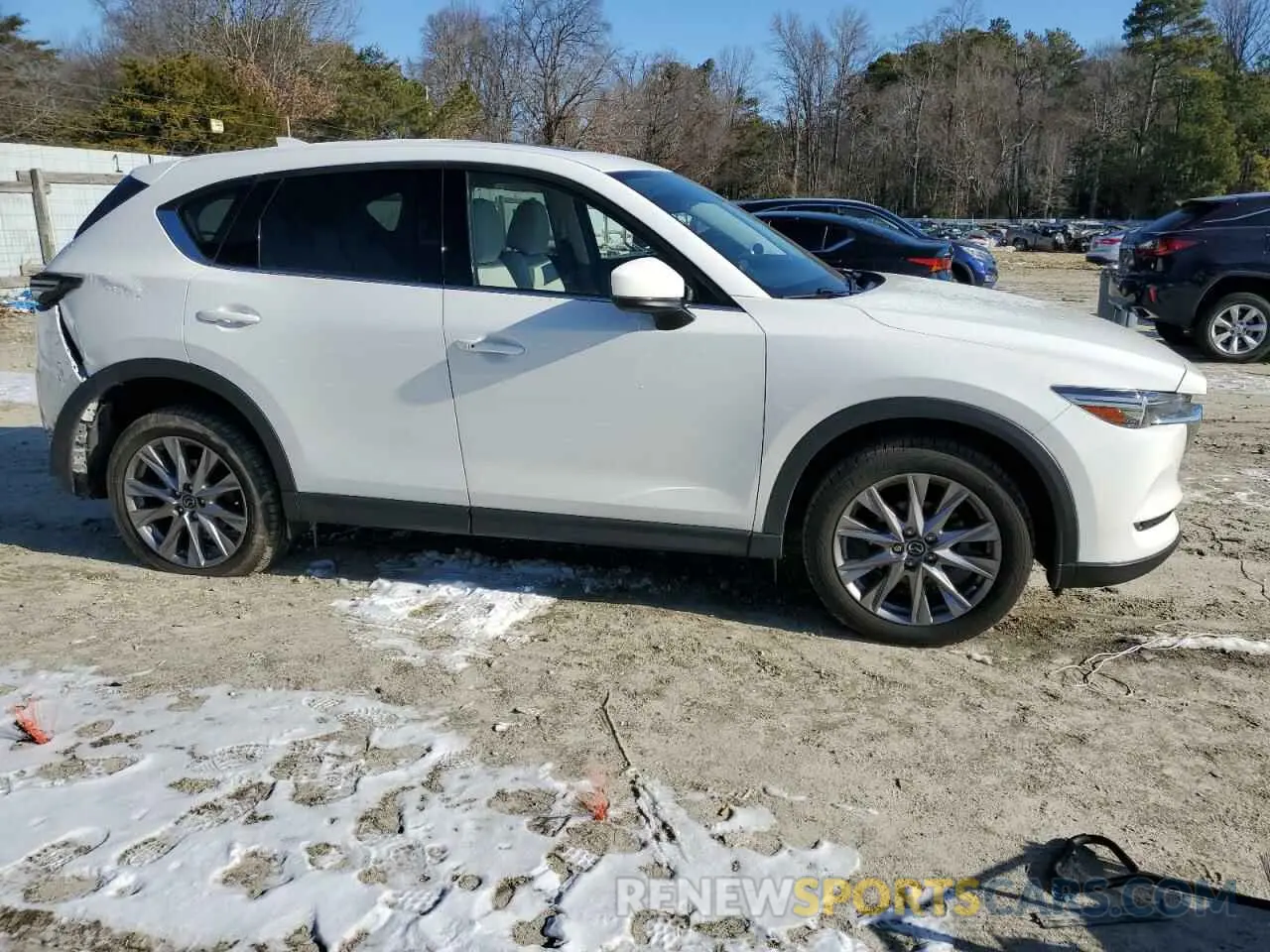 4 fotografías del automóvil dañado JM3KFBDM5L0855448 MAZDA CX-5 2020