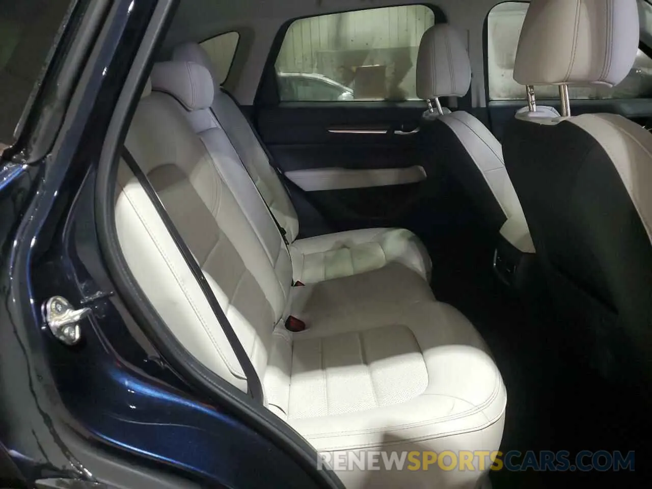 11 fotografías del automóvil dañado JM3KFBDM5L1743758 MAZDA CX-5 2020