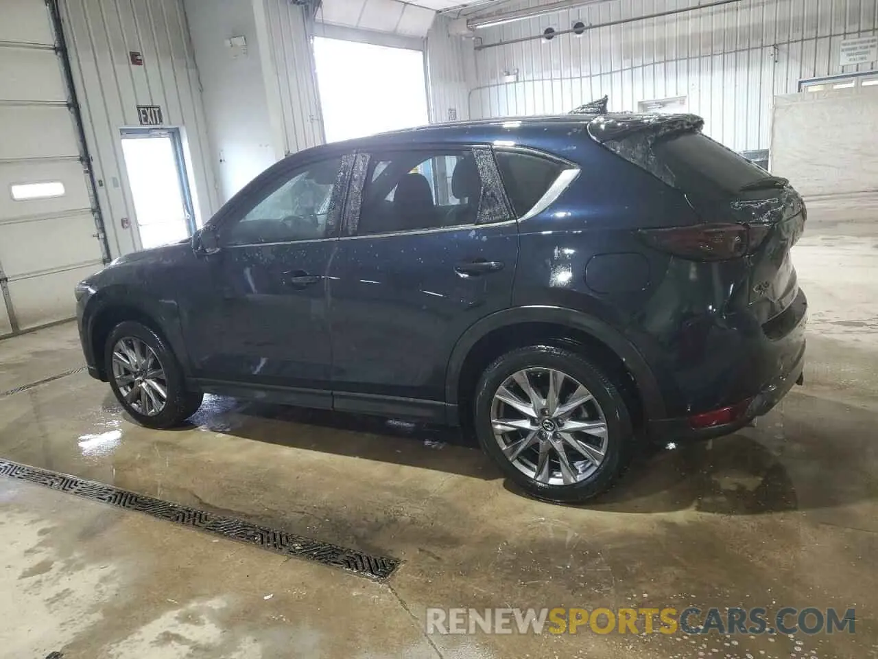 2 fotografías del automóvil dañado JM3KFBDM5L1743758 MAZDA CX-5 2020