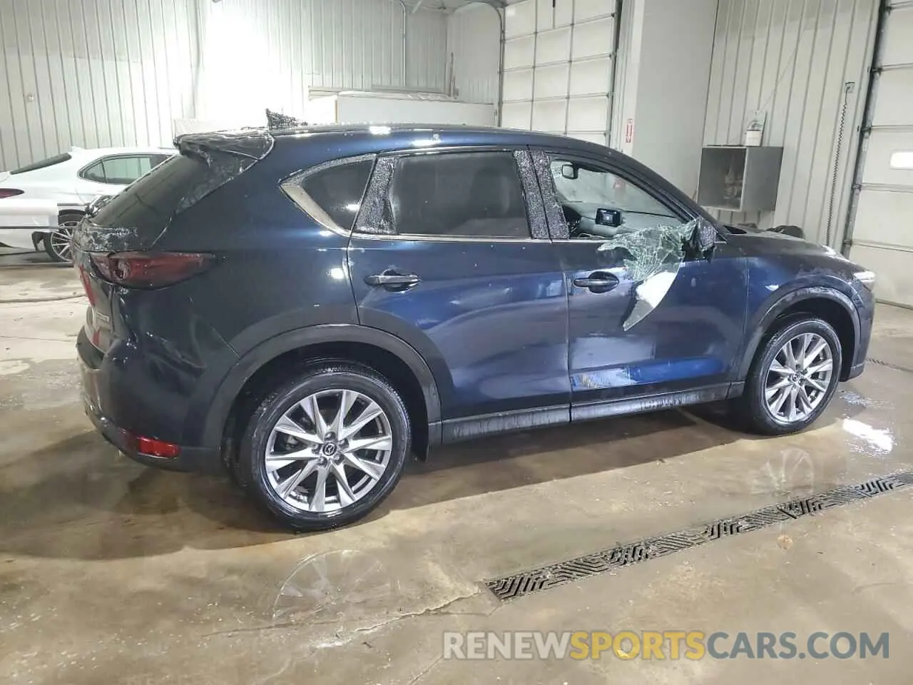 3 fotografías del automóvil dañado JM3KFBDM5L1743758 MAZDA CX-5 2020