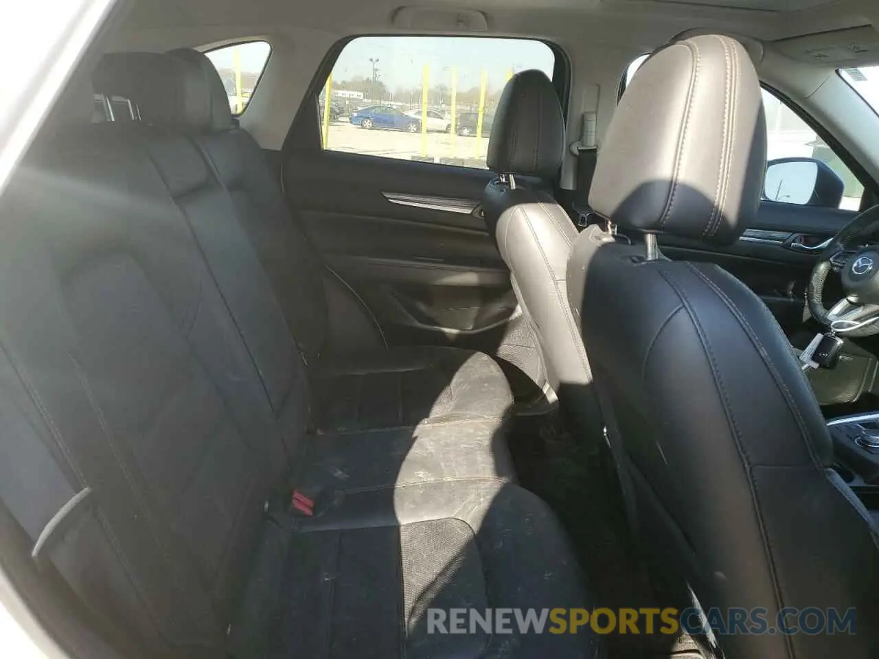 11 fotografías del automóvil dañado JM3KFBDM7L1810585 MAZDA CX-5 2020