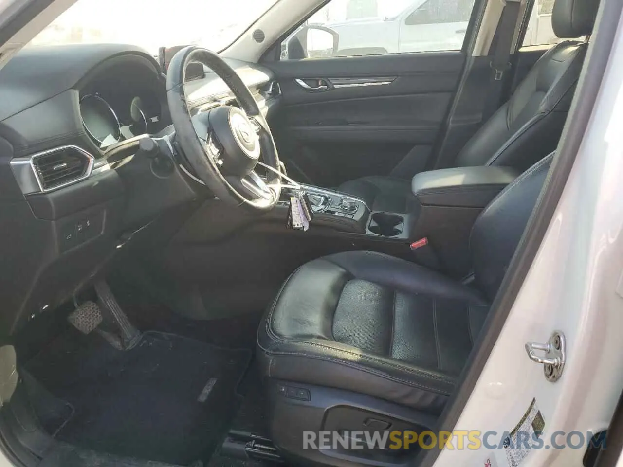 7 fotografías del automóvil dañado JM3KFBDM7L1810585 MAZDA CX-5 2020