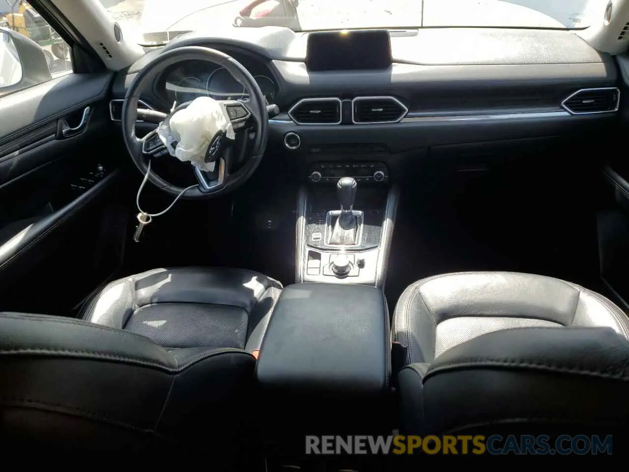 8 fotografías del automóvil dañado JM3KFBDM7L1851699 MAZDA CX-5 2020