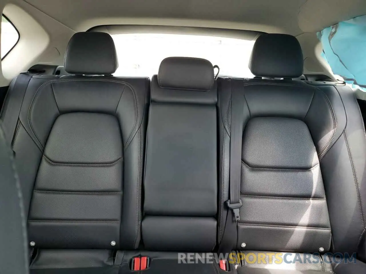 10 fotografías del automóvil dañado JM3KFBDM8L0735403 MAZDA CX-5 2020