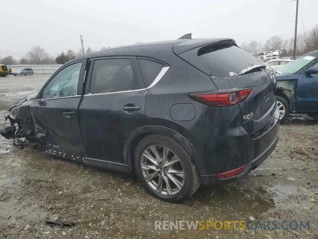 2 fotografías del automóvil dañado JM3KFBDM8L0825764 MAZDA CX-5 2020